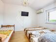 Biograd na Moru, Slaapkamer in the room, air condition available, (pet friendly) en WiFi.