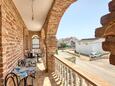 Společný balkon Biograd na Moru, Společný balkon v ubytování typu room, domácí mazlíčci povoleni a WiFi.