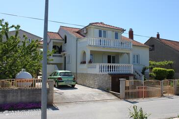 Property Tkon, Pašman, Property 6221 - Apartments by the sea.