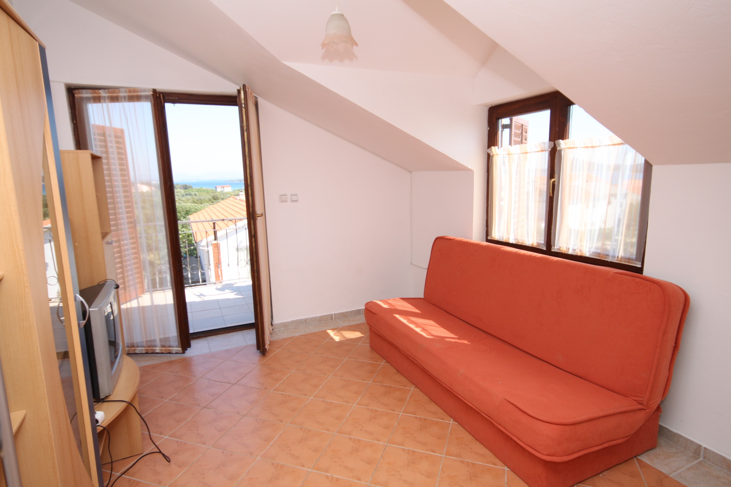 Two bedroom apartment with terrace and sea view Tribunj, Vodice (A-6223-b) Two bedroom apartment with terrace and sea view Tribunj, Vodice (A-6223-b)