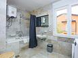 Ванная комната 1 Rogoznica, Ванная комната 1 в размещении типа house, WiFi.