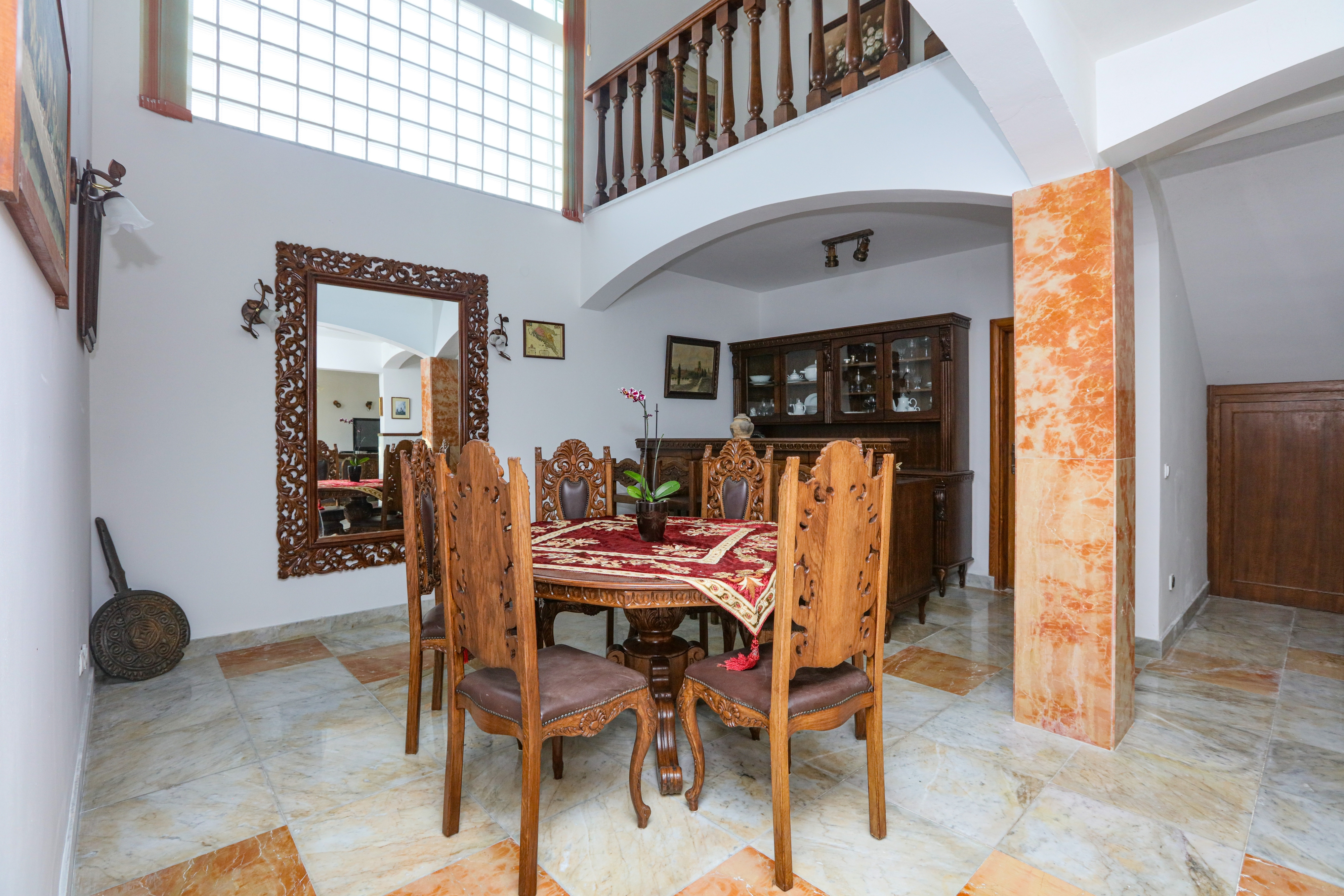 Comfortable and spacious house near beach Rogoznica  K