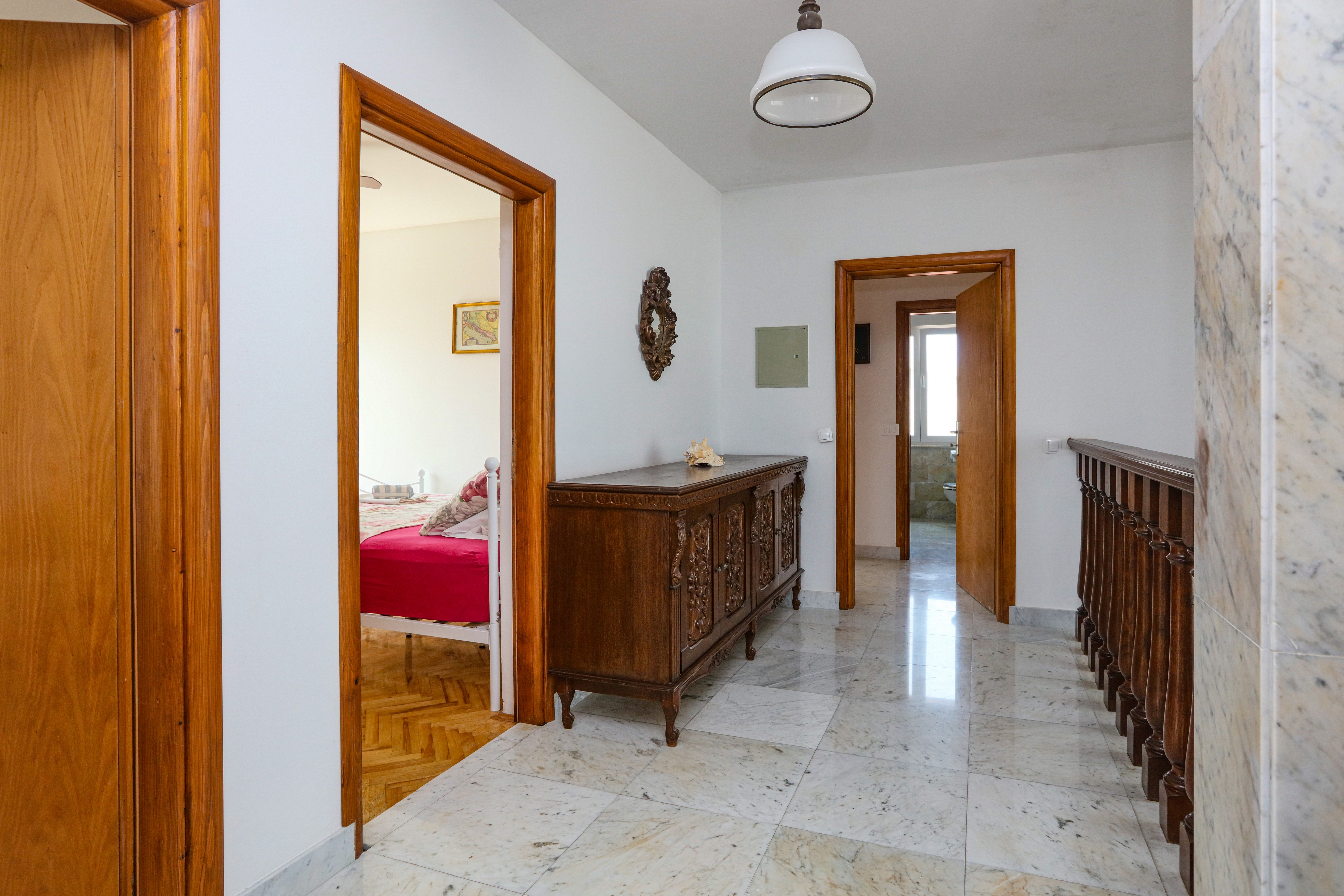 Comfortable and spacious house near beach Rogoznica  K