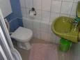 Ванная комната Biograd na Moru, Ванная комната в размещении типа studio-apartment, Домашние животные допускаются и WiFi.