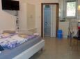 Blagovaonica Biograd na Moru, Blagovaonica u smještaju tipa studio-apartment, kućni ljubimci dozvoljeni i WiFi.