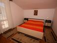 Ložnice Vodice, Ložnice v ubytování typu apartment, s klimatizací a WiFi.