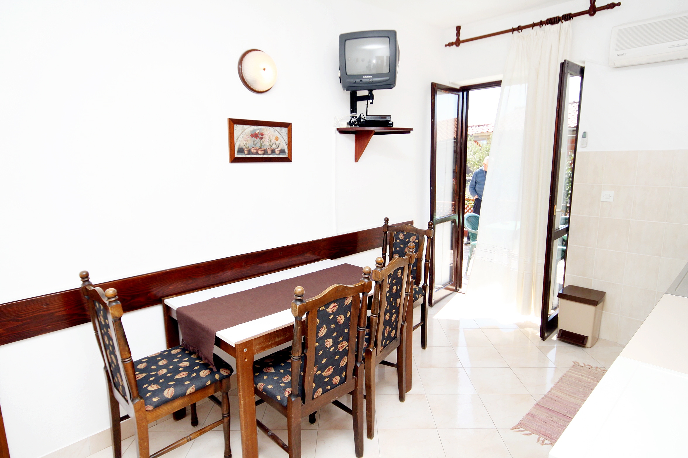 One bedroom apartment near beach Brgulje, Molat  A-a
