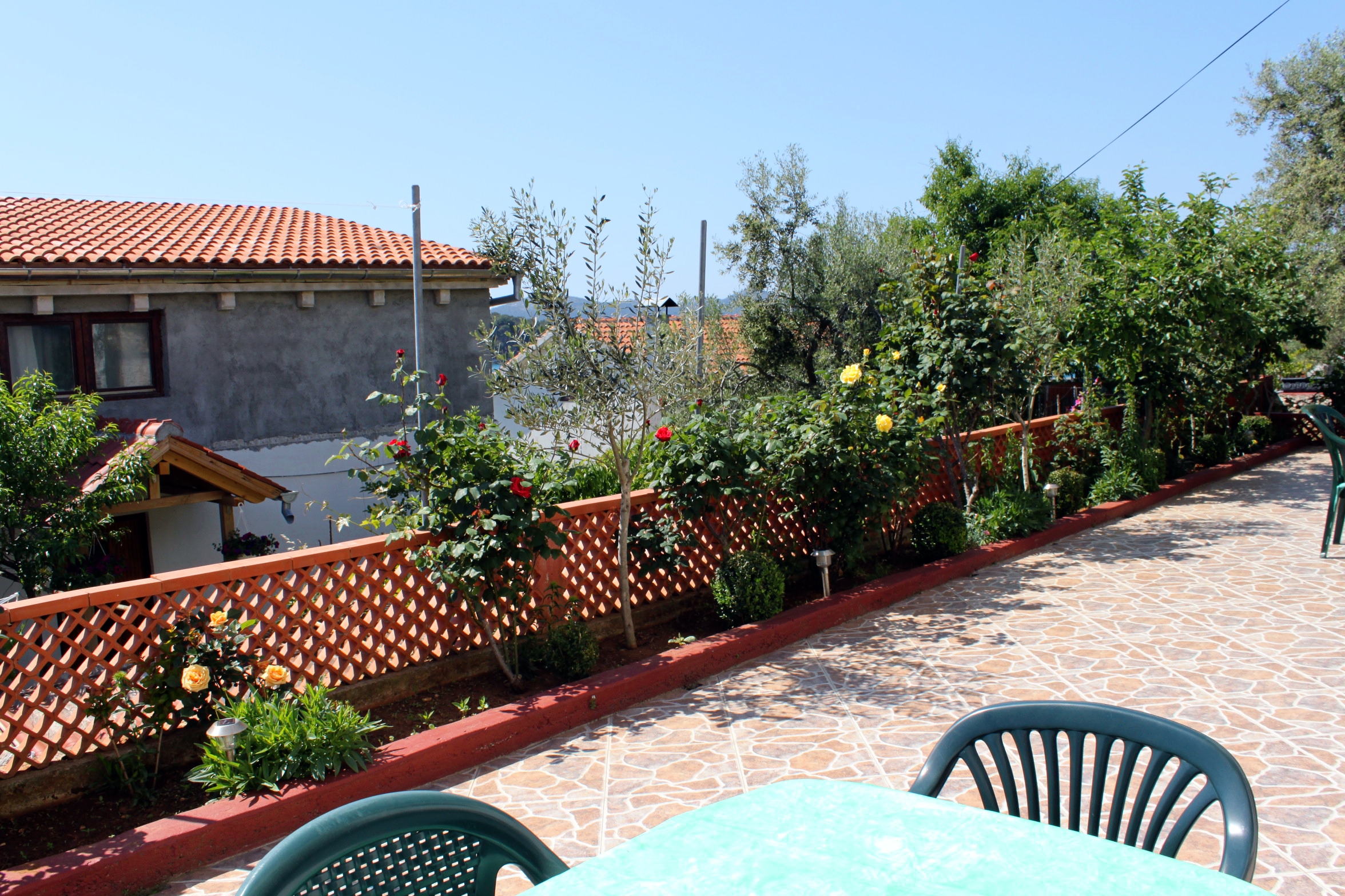 One bedroom apartment near beach Brgulje, Molat  A-a