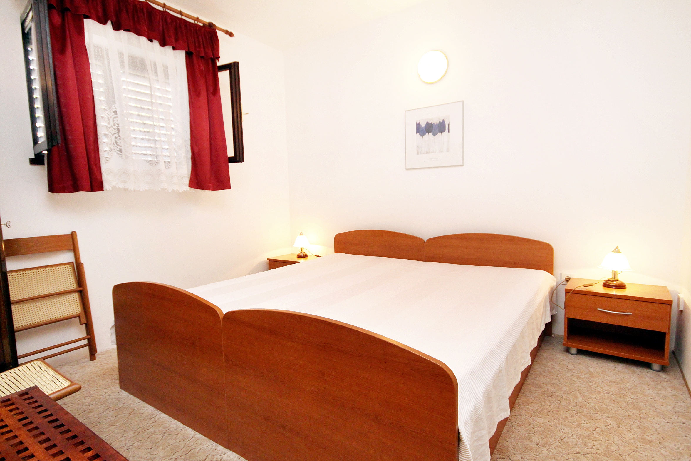 One bedroom apartment near beach Brgulje, Molat  A-b