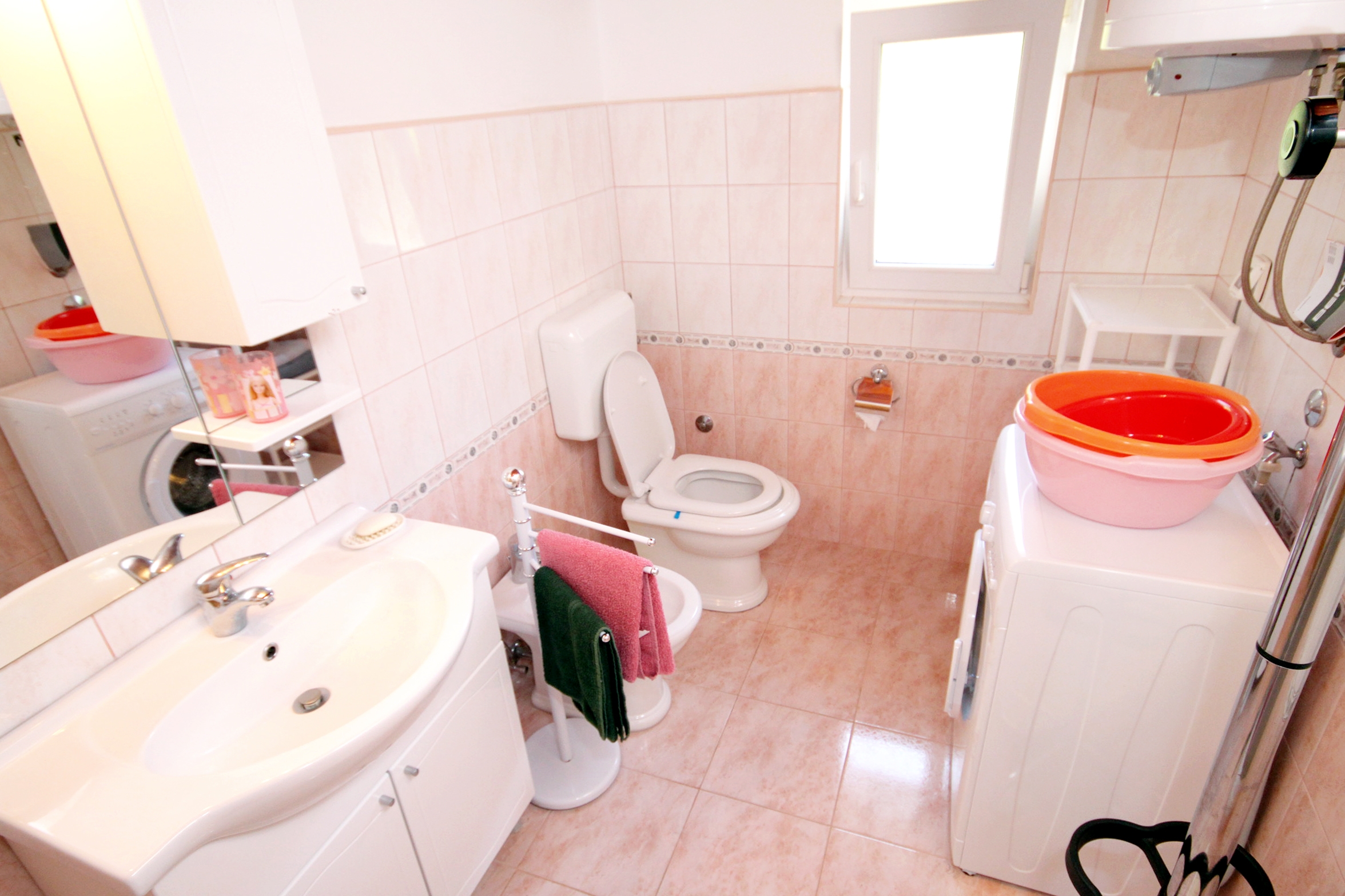 One bedroom apartment with terrace and sea view Brgulje, Molat  A-a