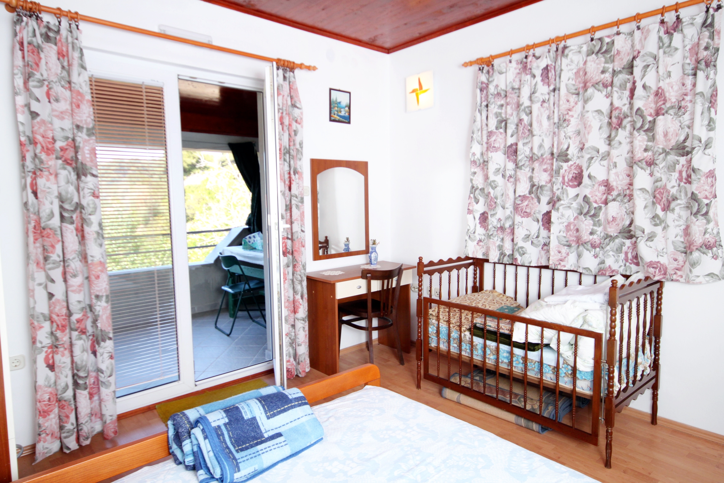 One bedroom apartment with terrace and sea view Brgulje, Molat  A-b