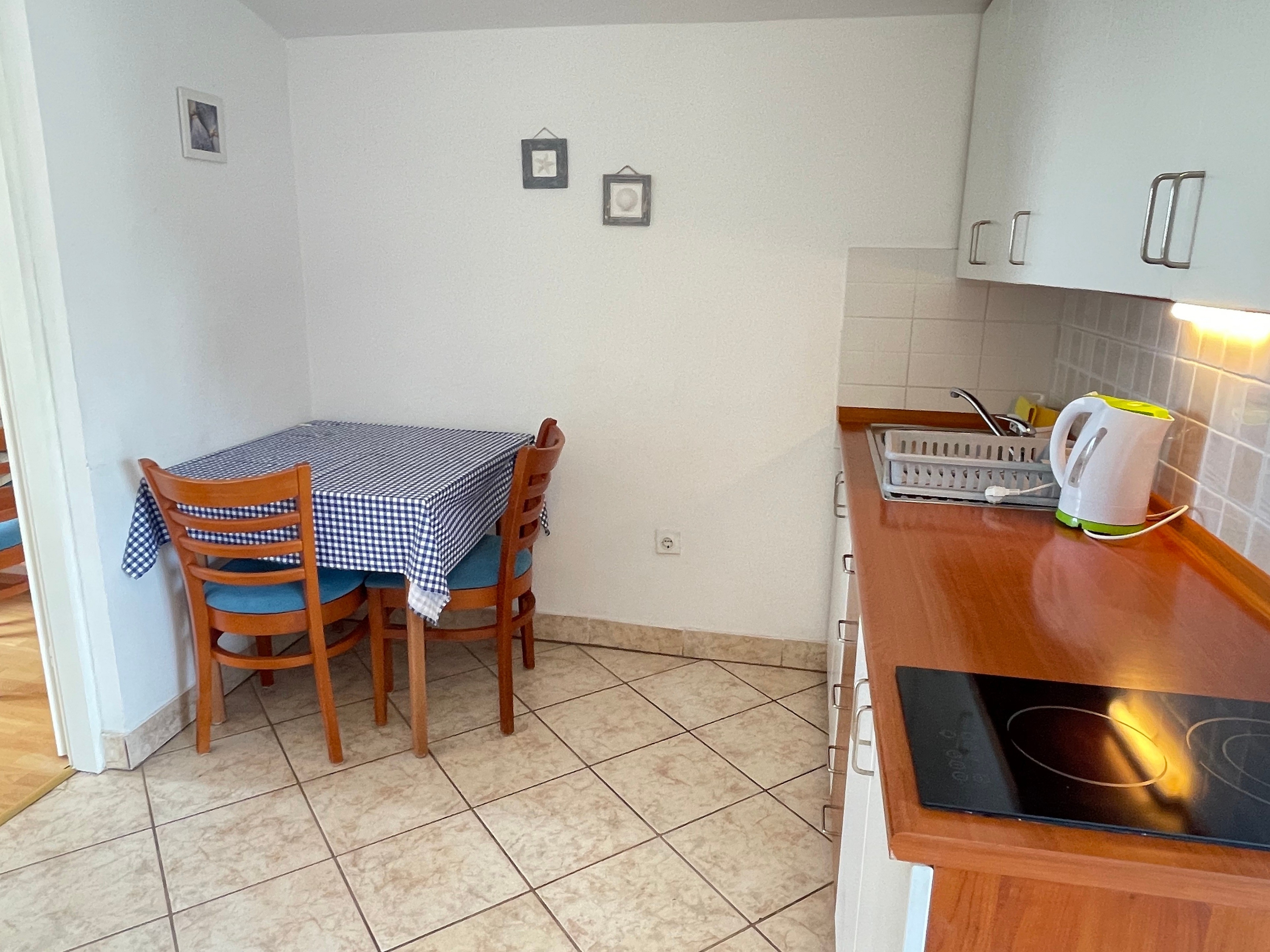One bedroom apartment with terrace Sabunike, Zadar  A-a