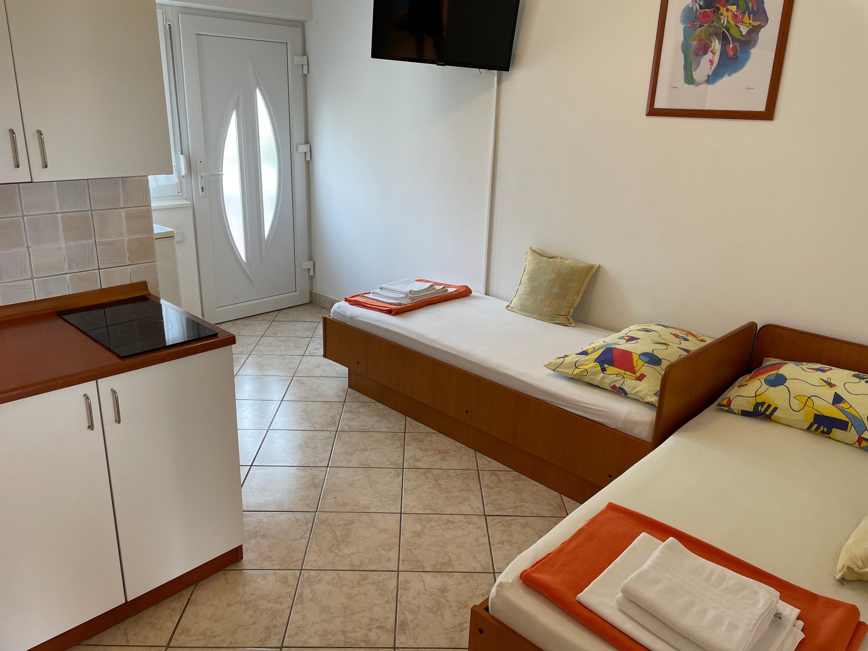 One bedroom apartment with terrace Sabunike, Zadar  A-a