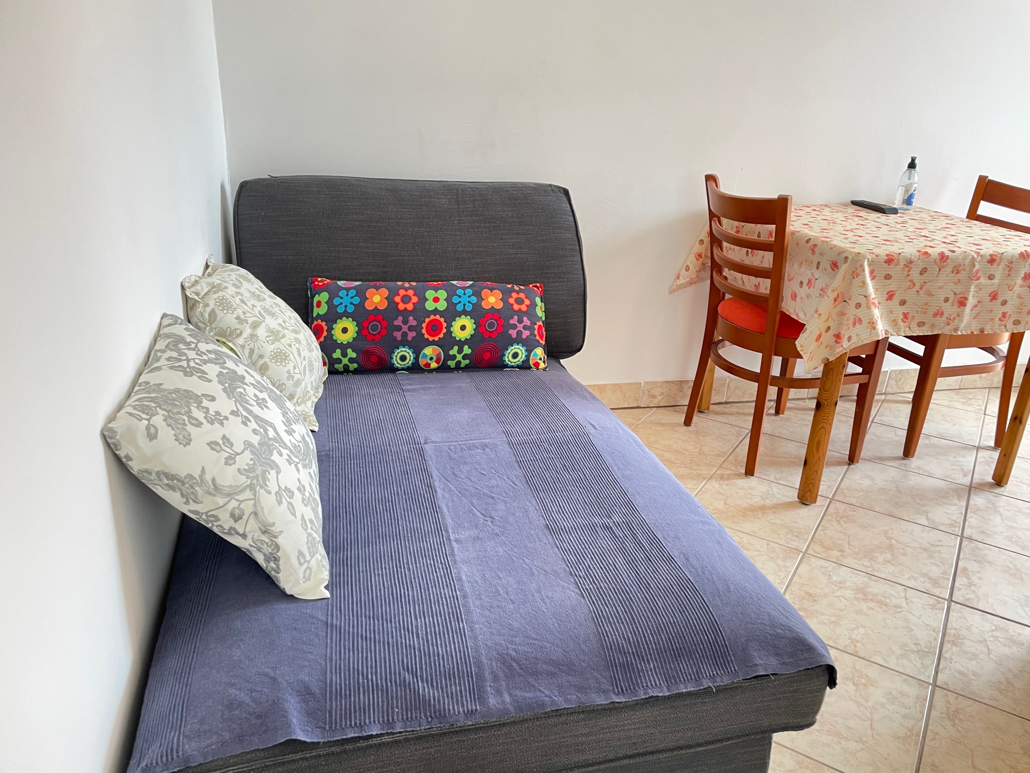 One bedroom apartment with terrace Sabunike, Zadar  A-b