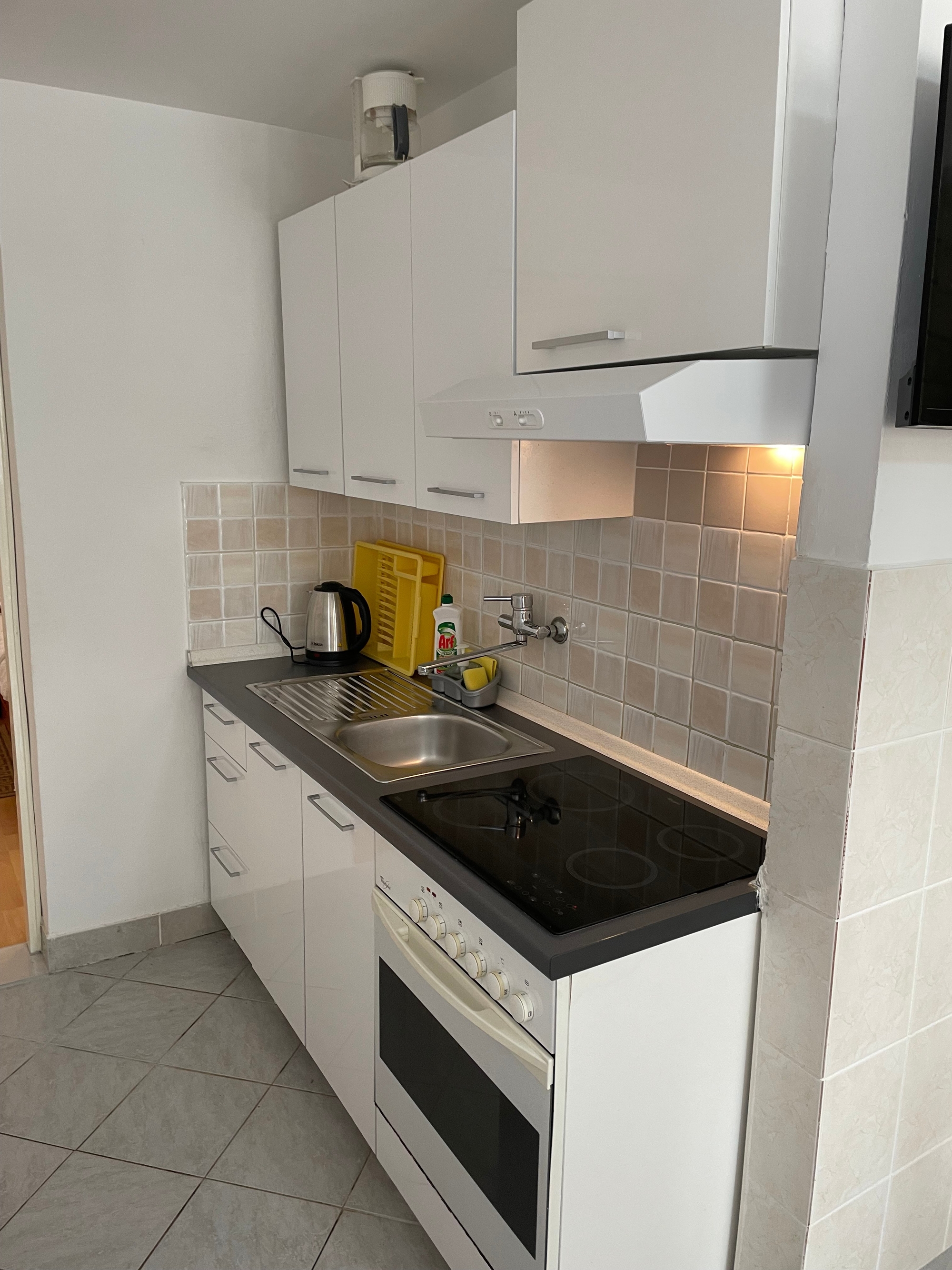One bedroom apartment with terrace Sabunike, Zadar  A-d