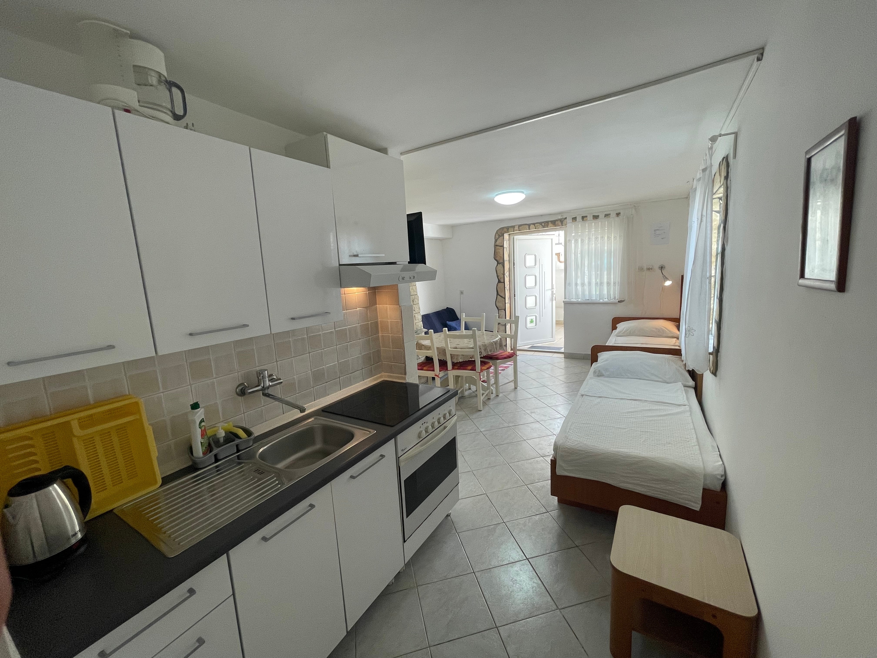 One bedroom apartment with terrace Sabunike, Zadar  A-d