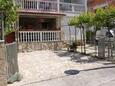 Sabunike, Zadar, Parking lot 6258 - Apartments with sandy beach.