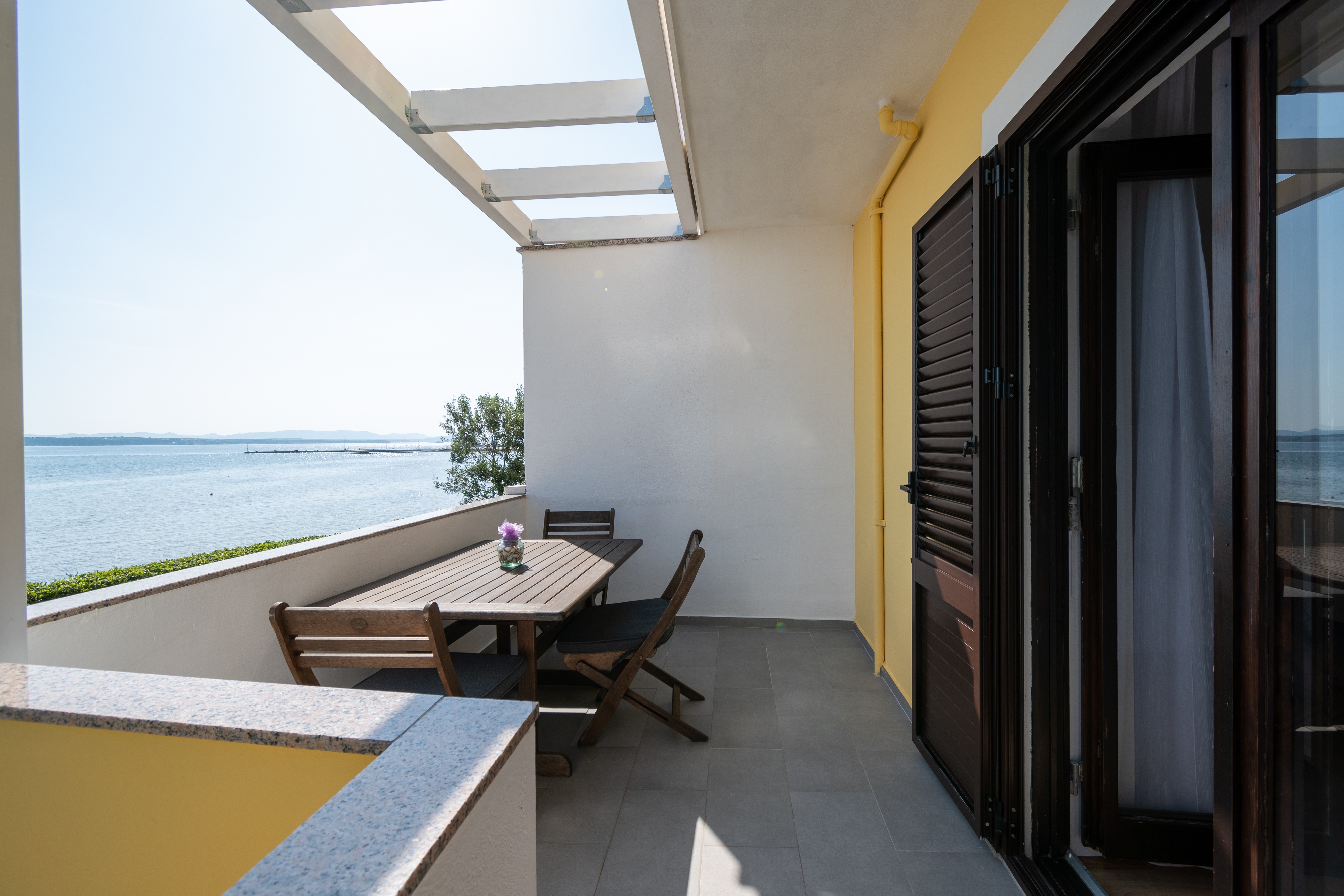 One bedroom apartment near beach Tkon, Pašman (A-6262-b) One bedroom apartment near beach Tkon, Pašman (A-6262-b)