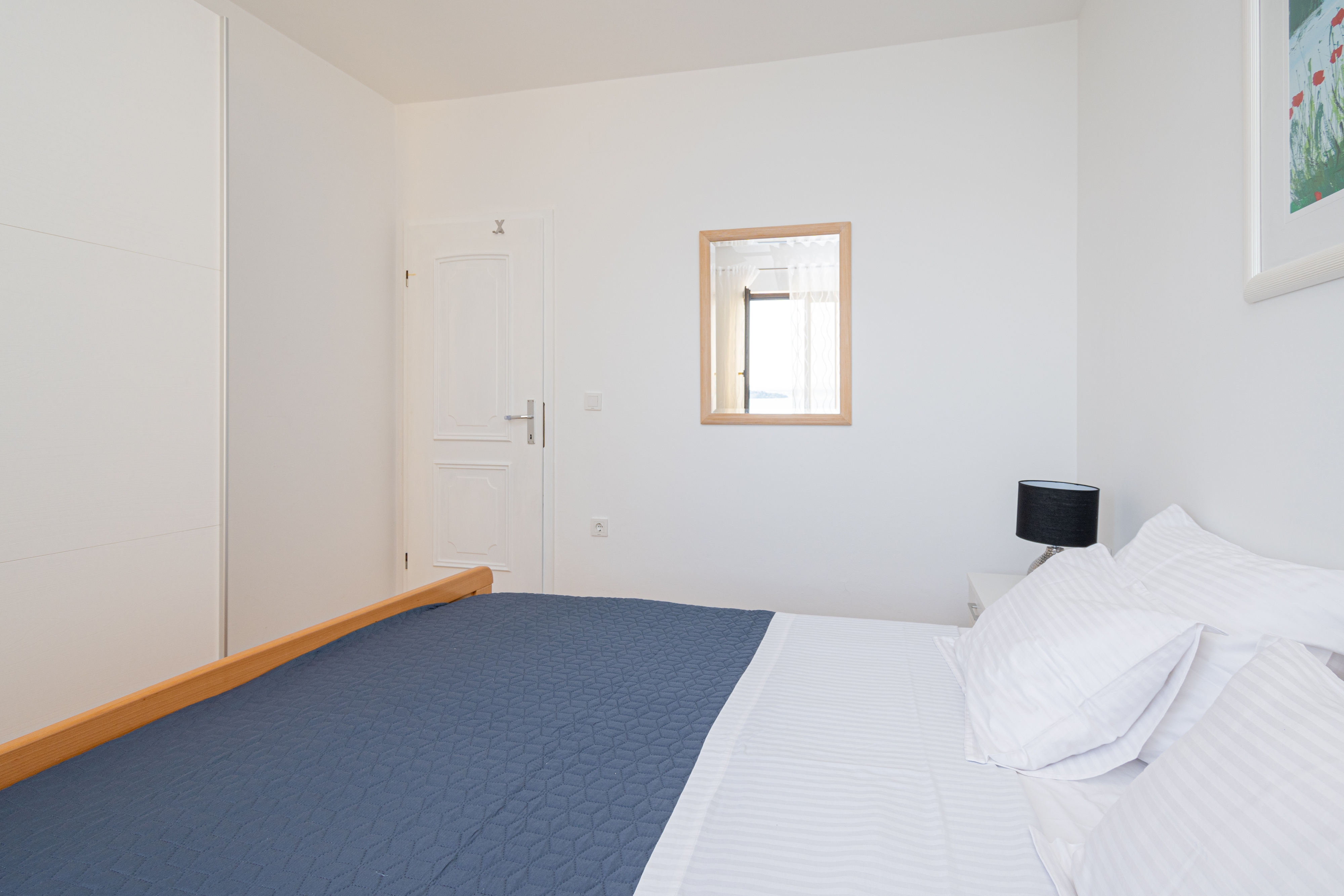 Three bedroom apartment near beach Tkon, Pašman  A-d