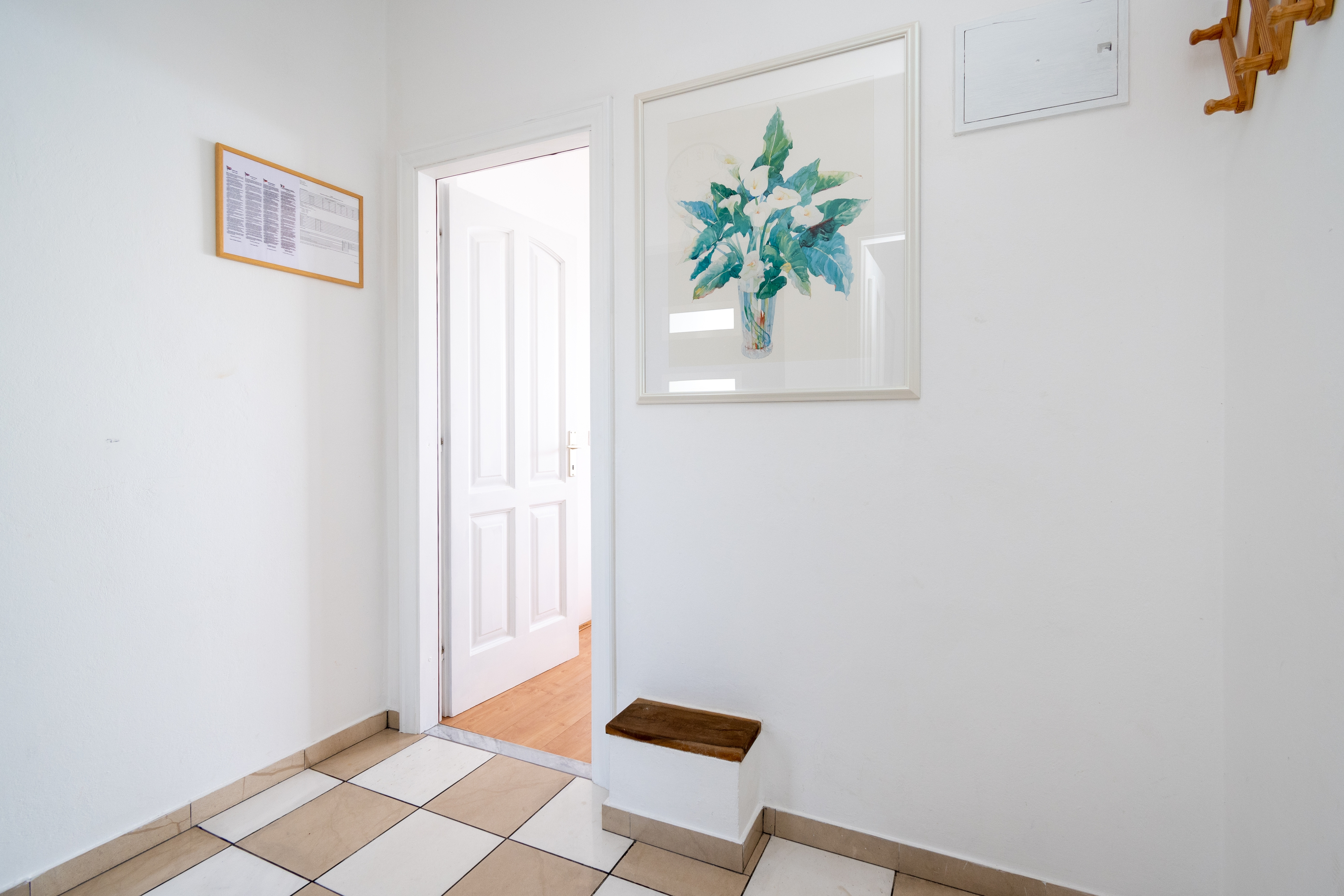 Three bedroom apartment near beach Tkon, Pašman  A-d