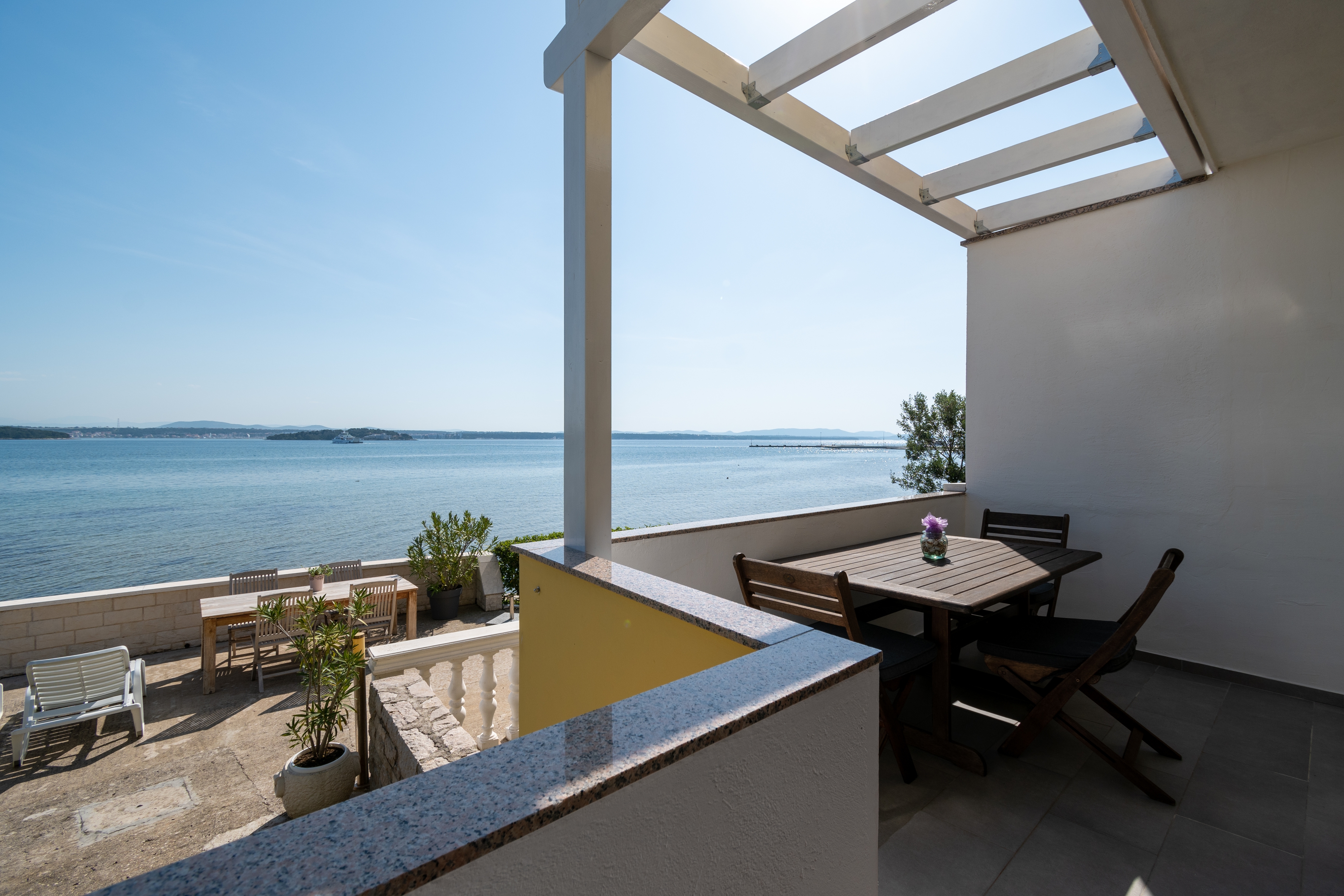 Three bedroom apartment near beach Tkon, Pašman  A-d