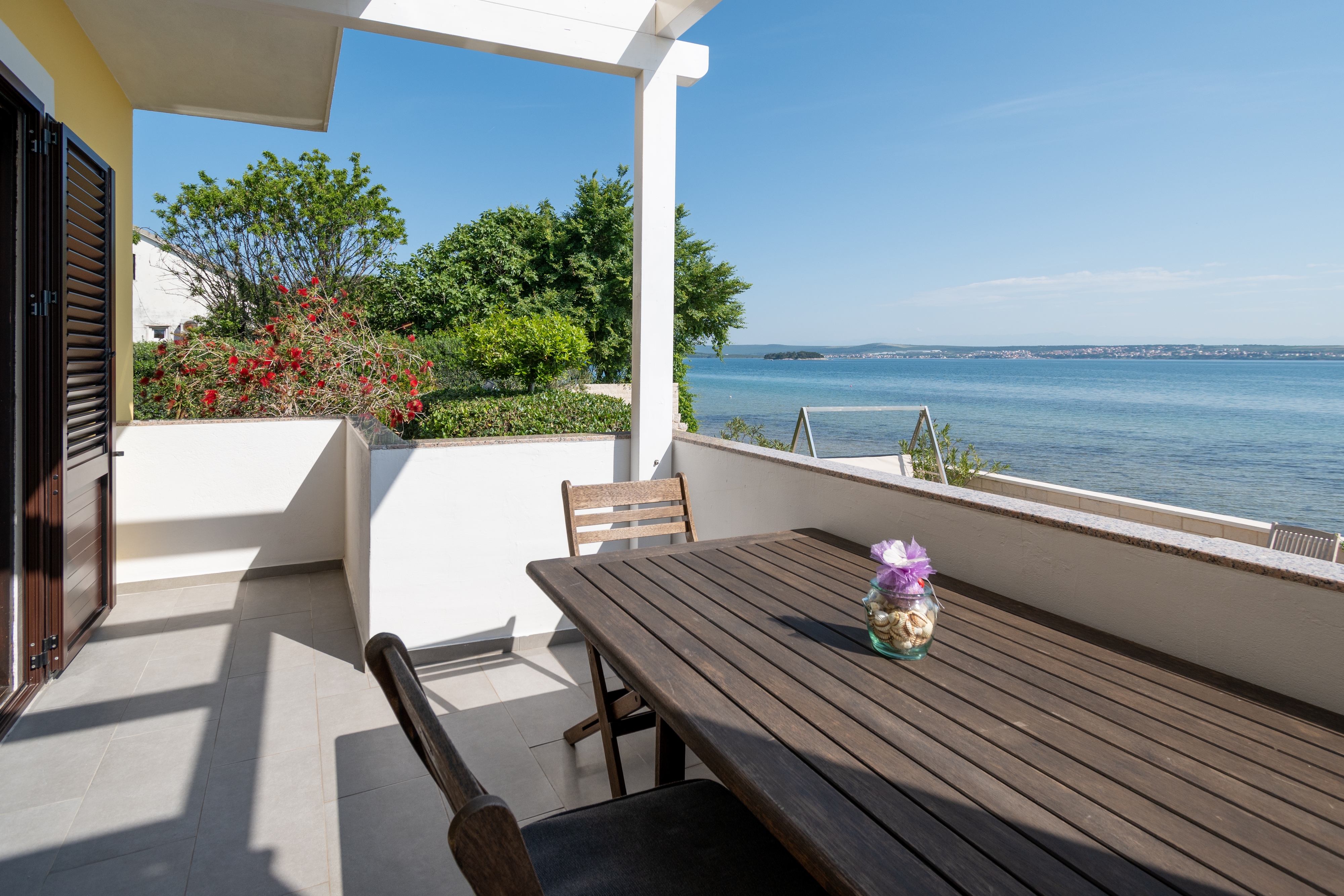 Three bedroom apartment near beach Tkon, Pašman  A-d