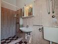 Bathroom 1 Prigradica, Bathroom 1 in the apartment, (pet friendly) and WiFi.