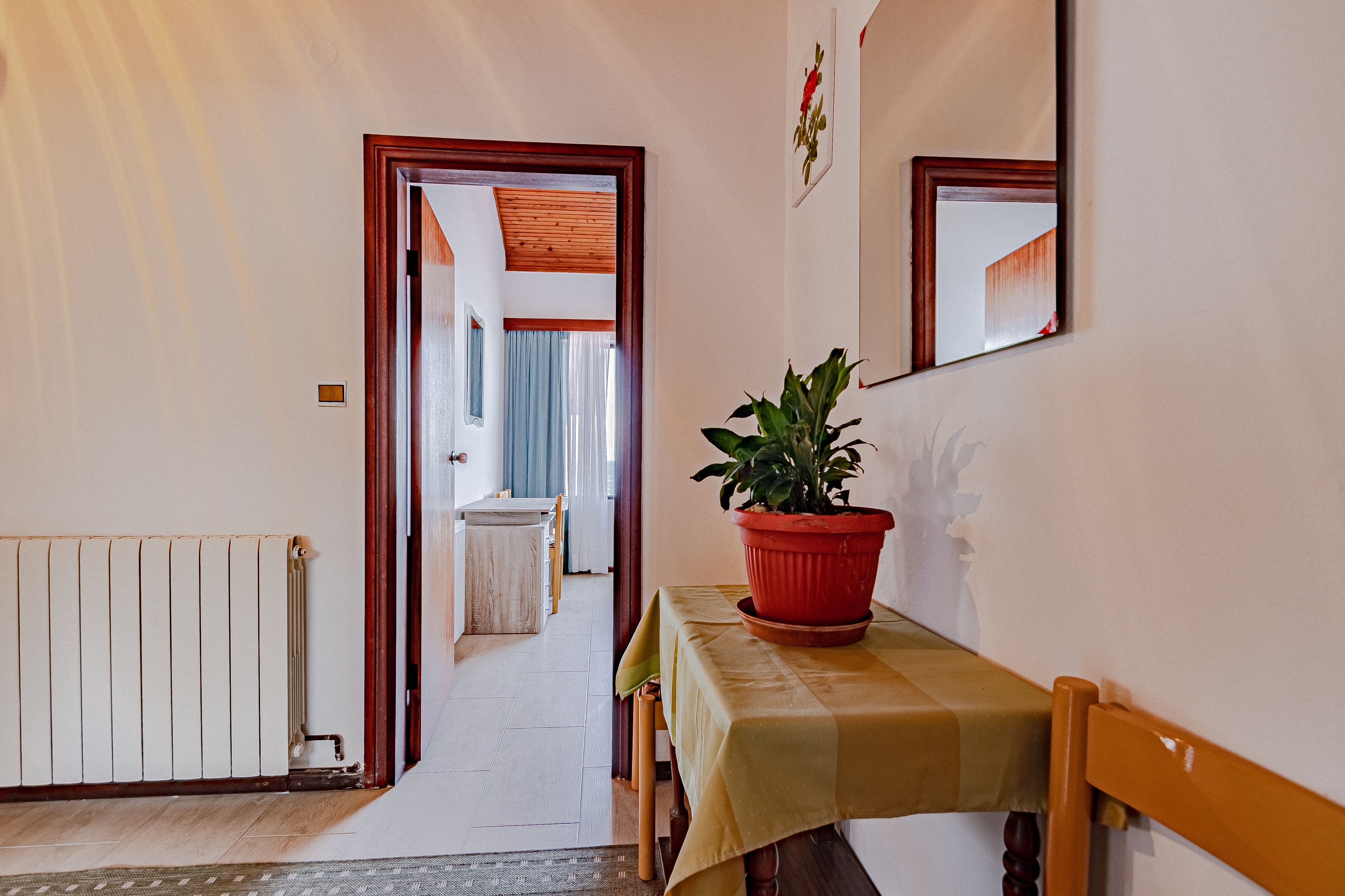 Three bedroom apartment near beach Prigradica, Korčula  A-a