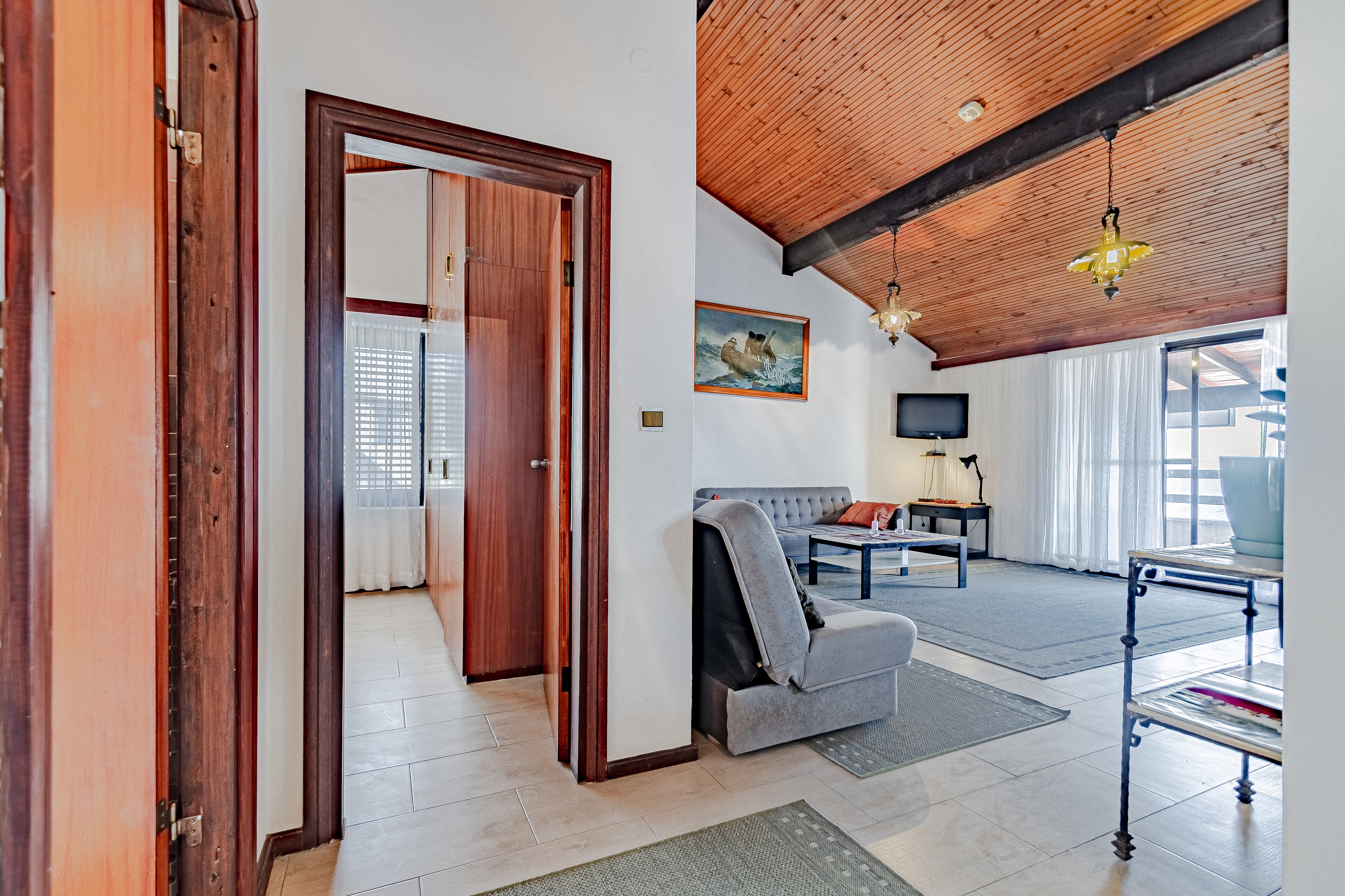 Three bedroom apartment near beach Prigradica, Korčula  A-a