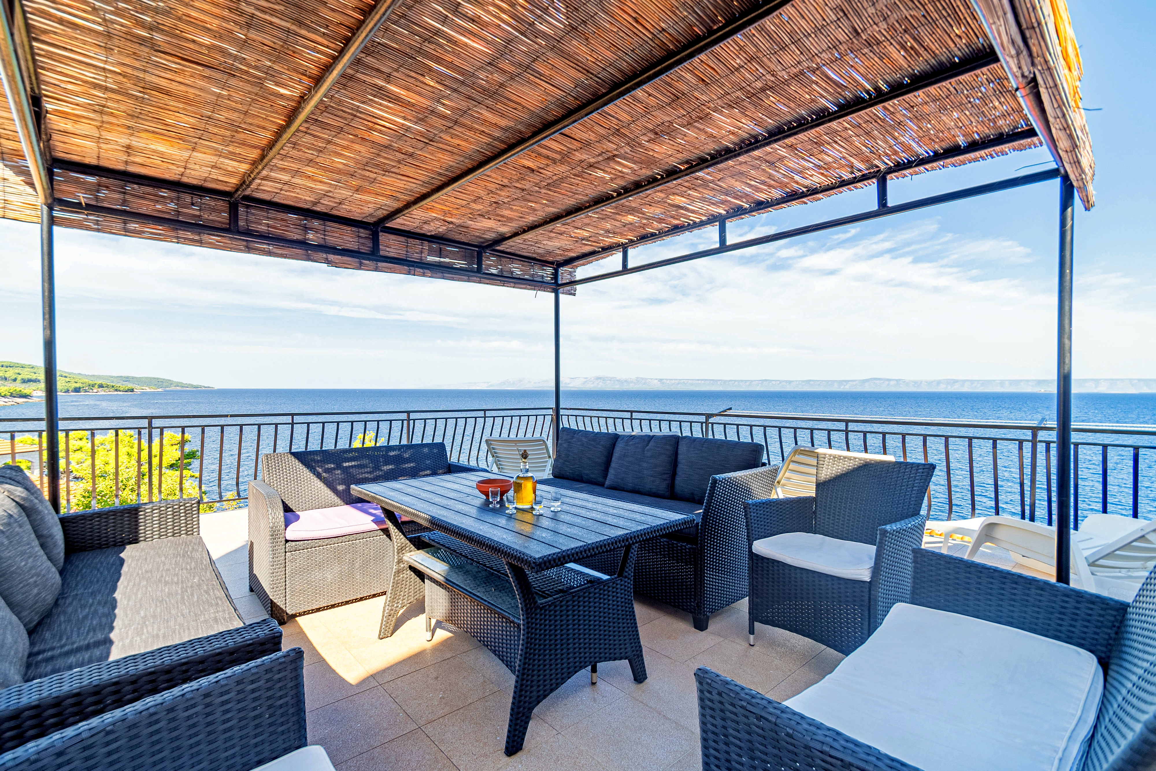 Three bedroom apartment near beach Prigradica, Korčula (A-627-a) Three bedroom apartment near beach Prigradica, Korčula (A-627-a)