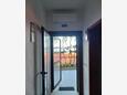 Prigradica, Hallway 1 in the apartment, (pet friendly) and WiFi.