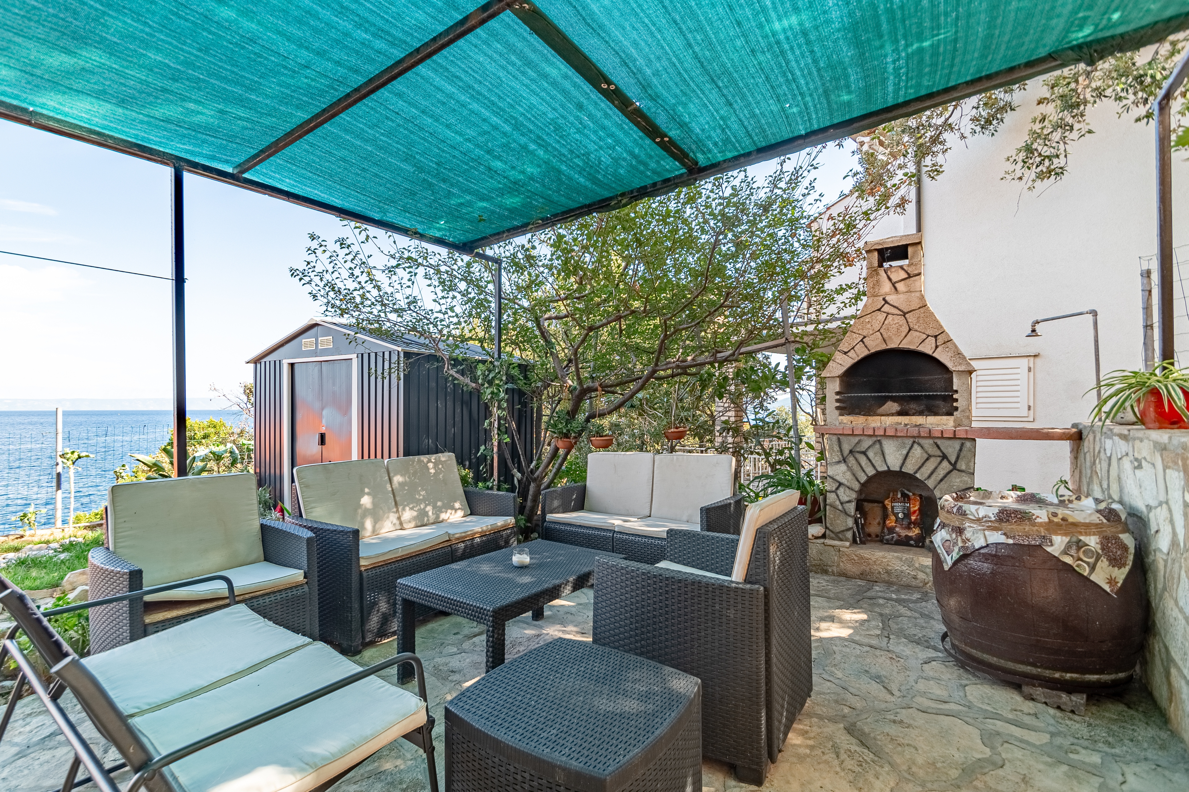 Three bedroom apartment near beach Prigradica (Korčula) (A-627-f) Three bedroom apartment near beach Prigradica (Korčula) (A-627-f)