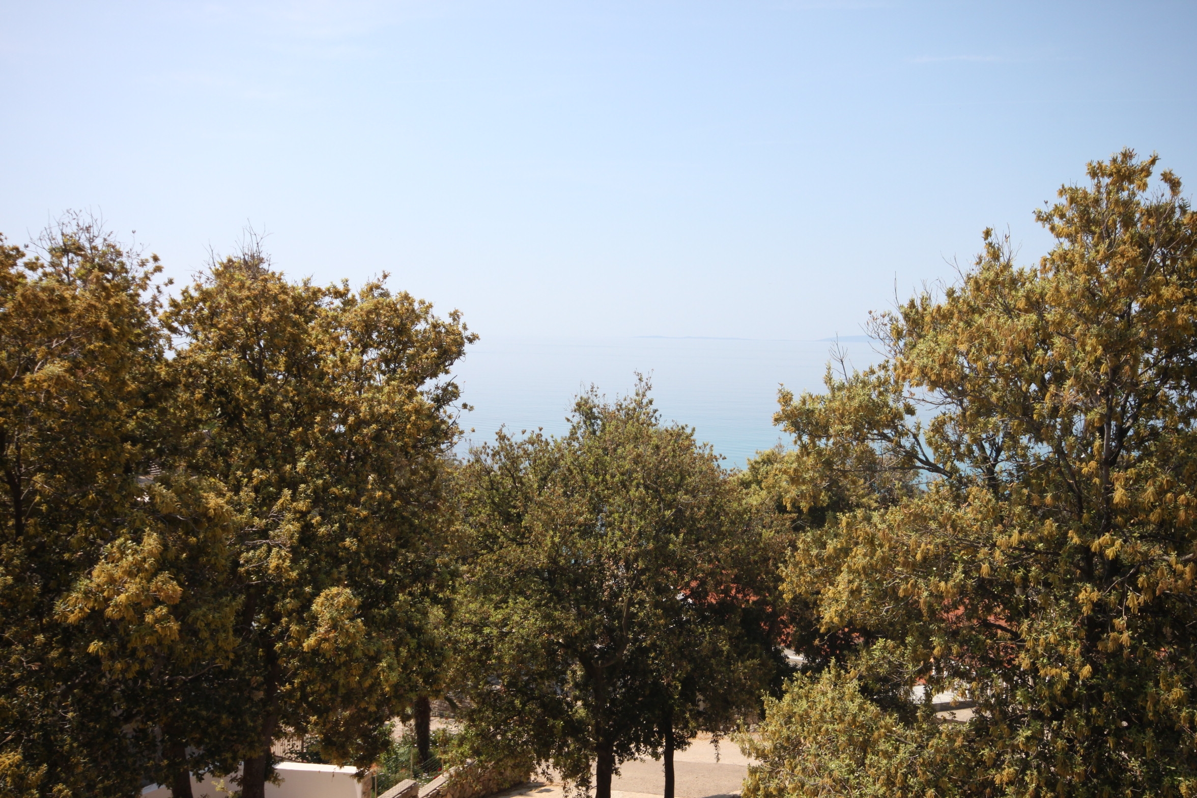 Two bedroom apartment near beach Cove Mulobedanj, Pag  A-b