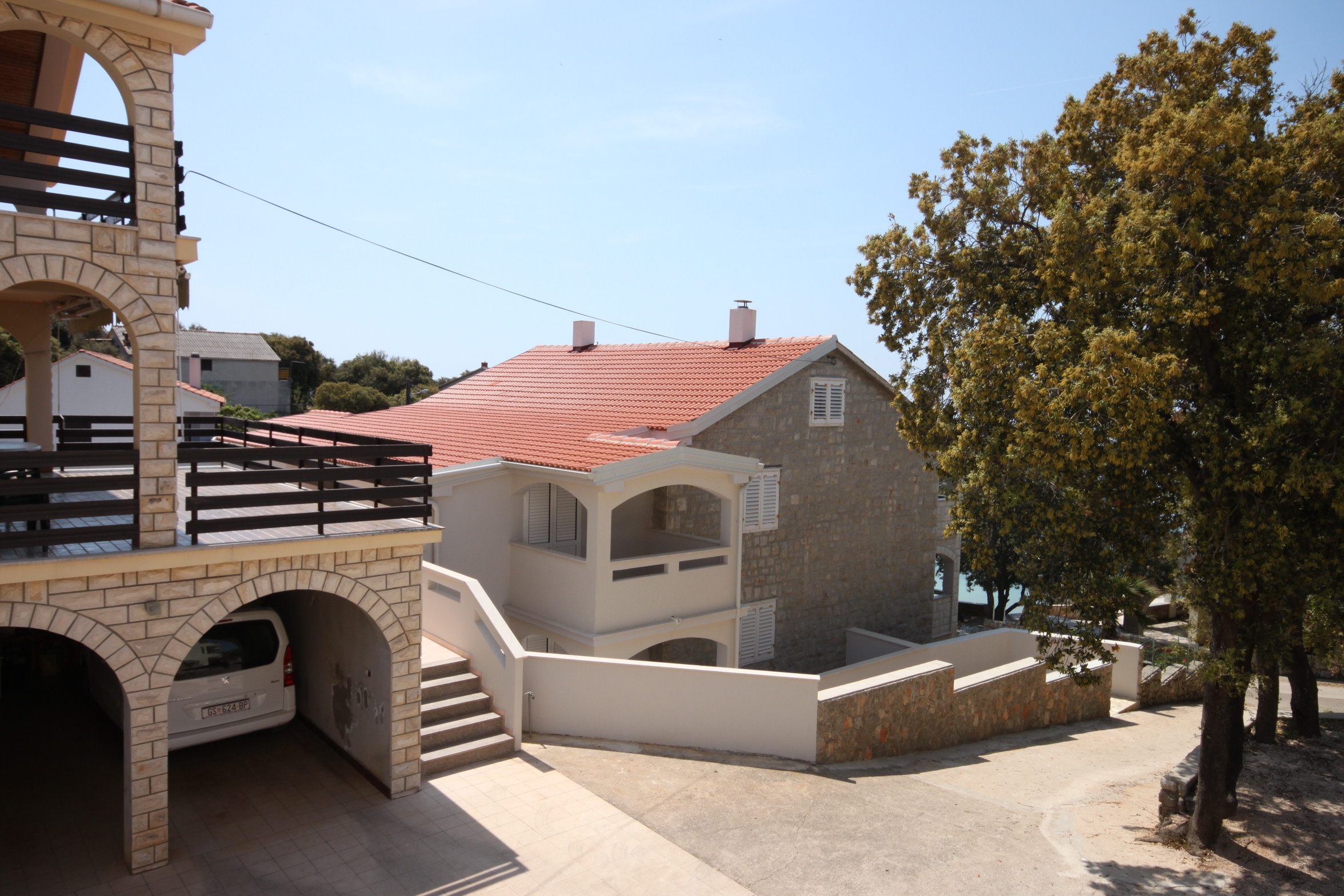 One bedroom apartment near beach Cove Mulobedanj, Pag  A-d