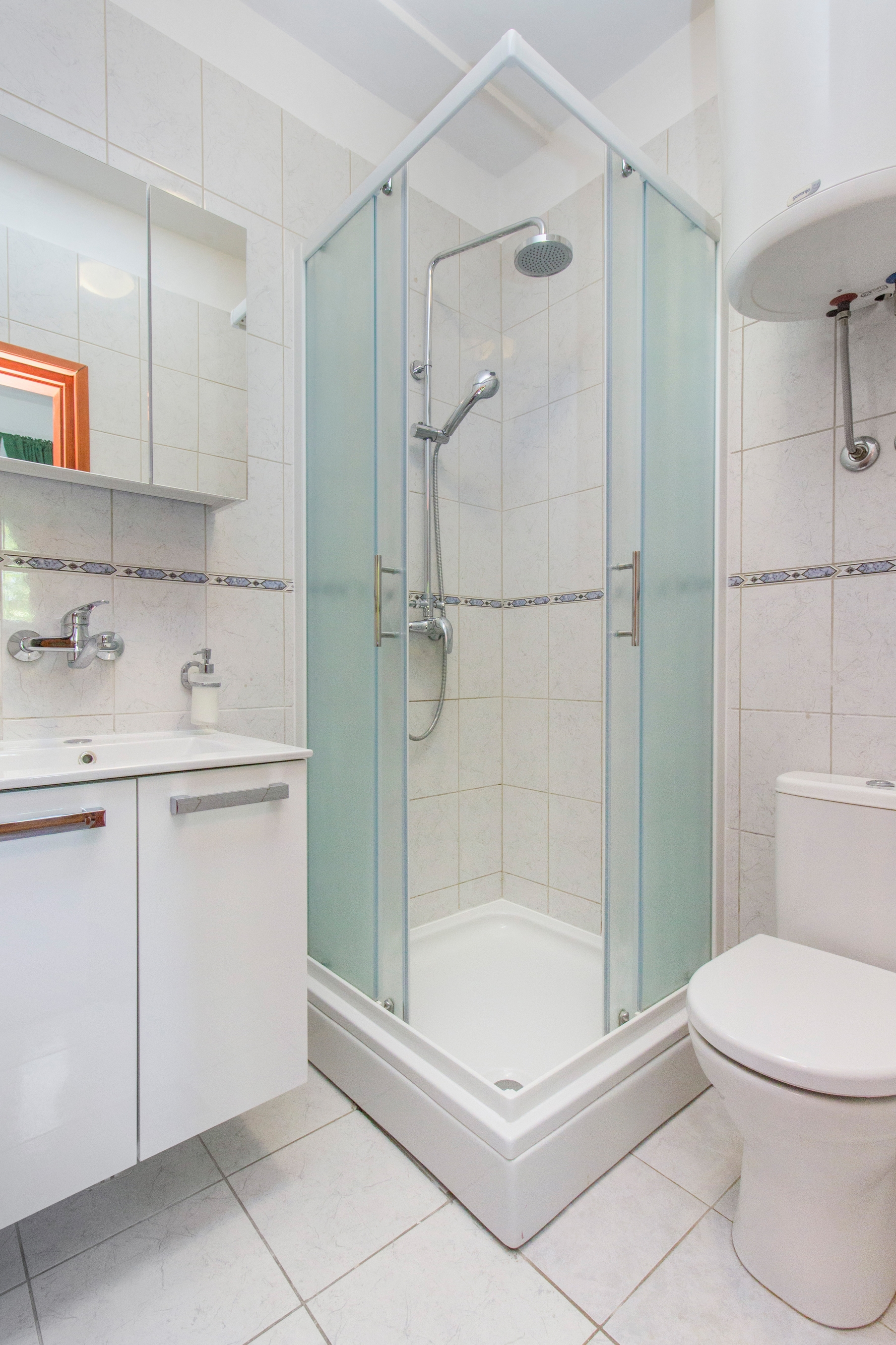 Dvosobni apartma S teraso Pirovac, Šibenik  A-a