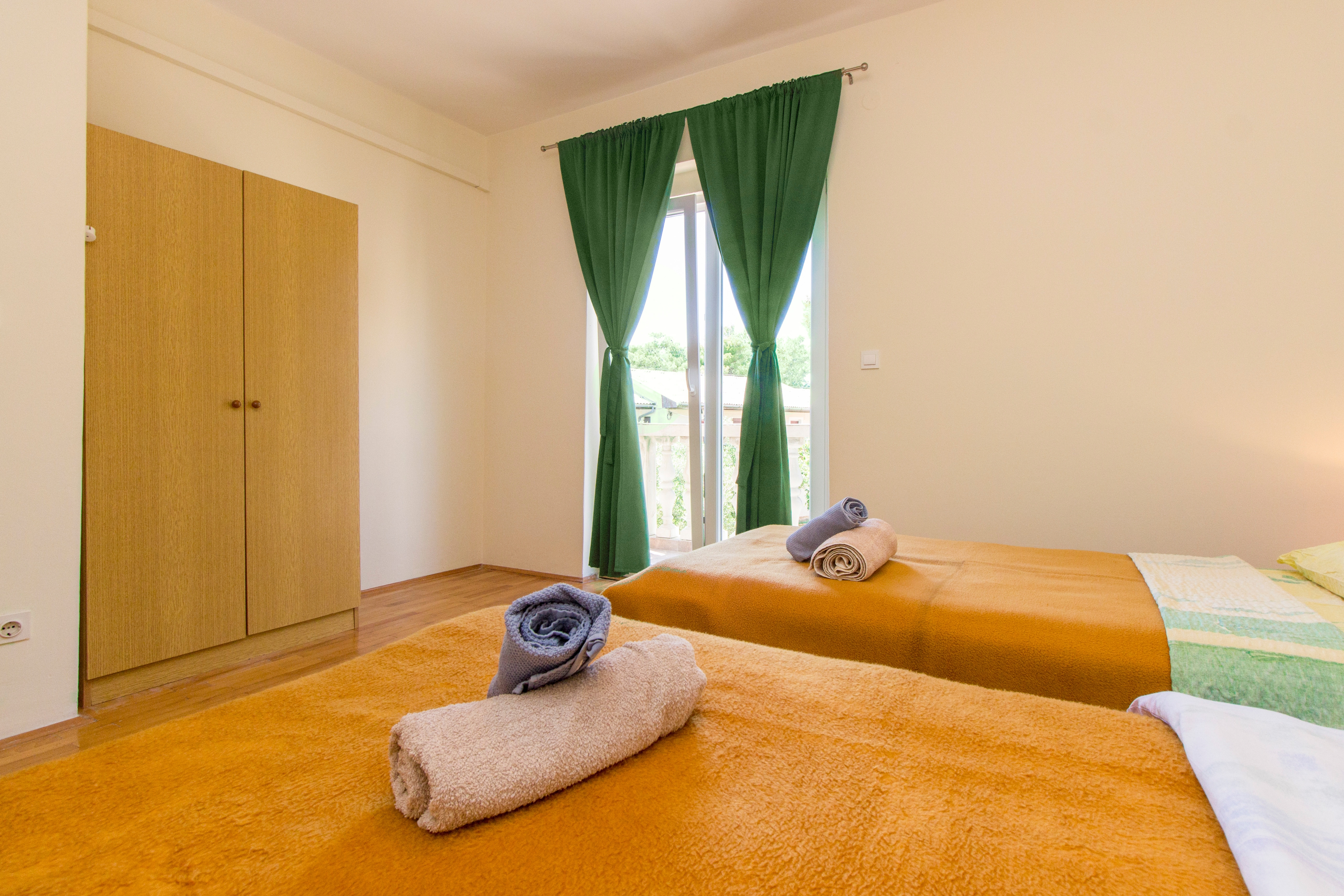 Dvosobni apartma Z balkonom Pirovac, Šibenik  A-b