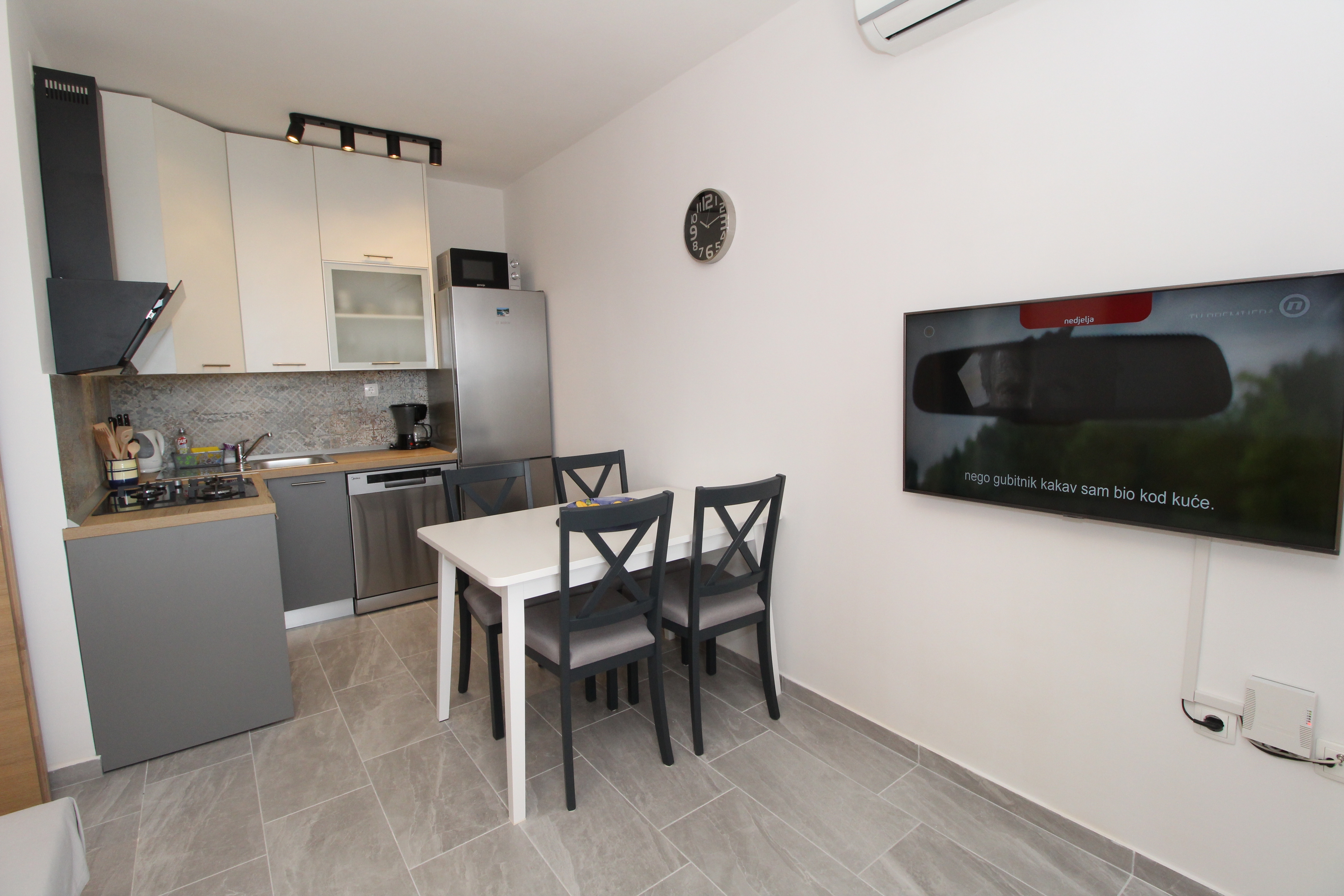 One bedroom apartment near beach Mandre, Pag (A-6284-b) One bedroom apartment near beach Mandre, Pag (A-6284-b)