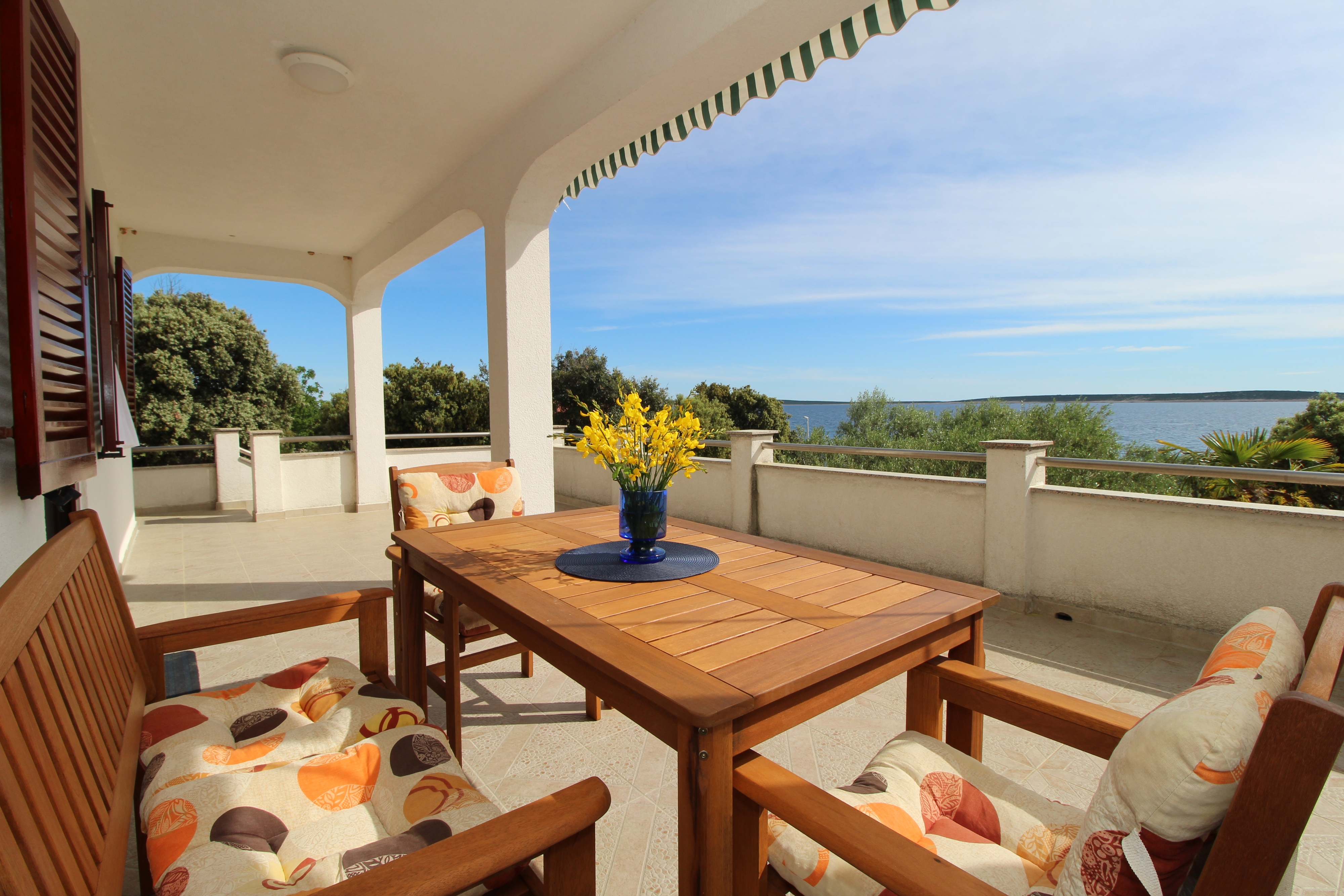 One bedroom apartment near beach Mandre, Pag (A-6284-b) One bedroom apartment near beach Mandre, Pag (A-6284-b)