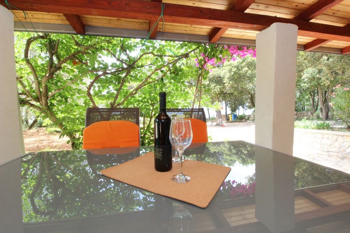 Two bedroom apartment near beach Mandre, Pag (A-6284-c) Two bedroom apartment near beach Mandre, Pag (A-6284-c)