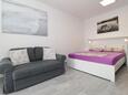 Спальня Mandre, Спальня в размещении типа studio-apartment, доступный кондиционер, Домашние животные допускаются и WiFi.