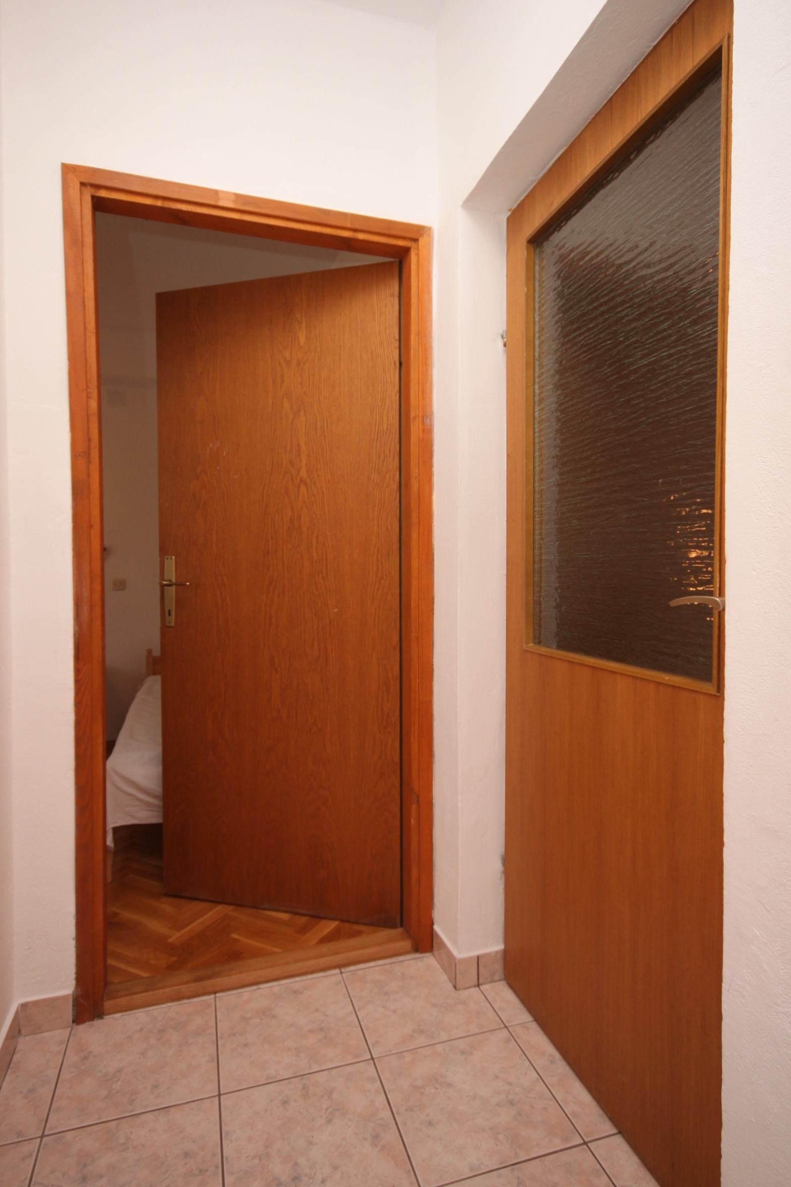 One bedroom apartment with terrace and sea view Kustići, Pag  A-c