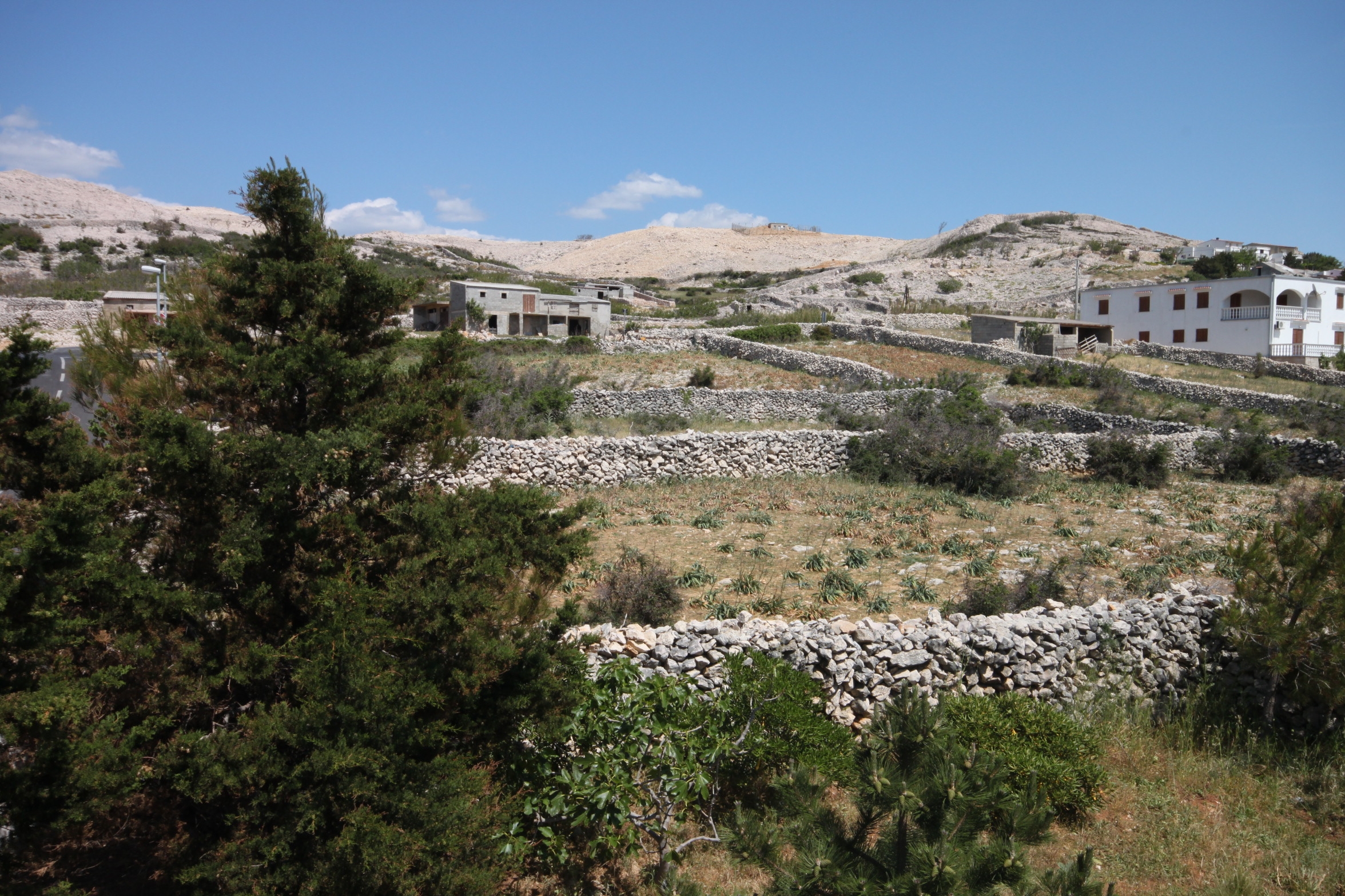 One bedroom apartment with terrace and sea view Kustići, Pag  A-c