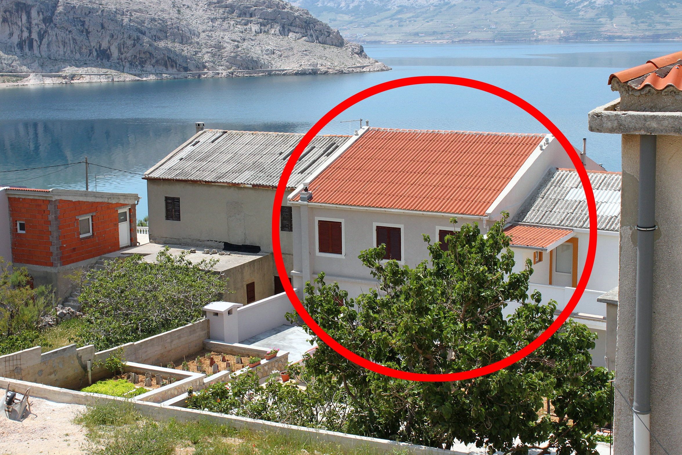 Two bedroom apartment near beach Metajna, Pag (A-6289-c) Two bedroom apartment near beach Metajna, Pag (A-6289-c)