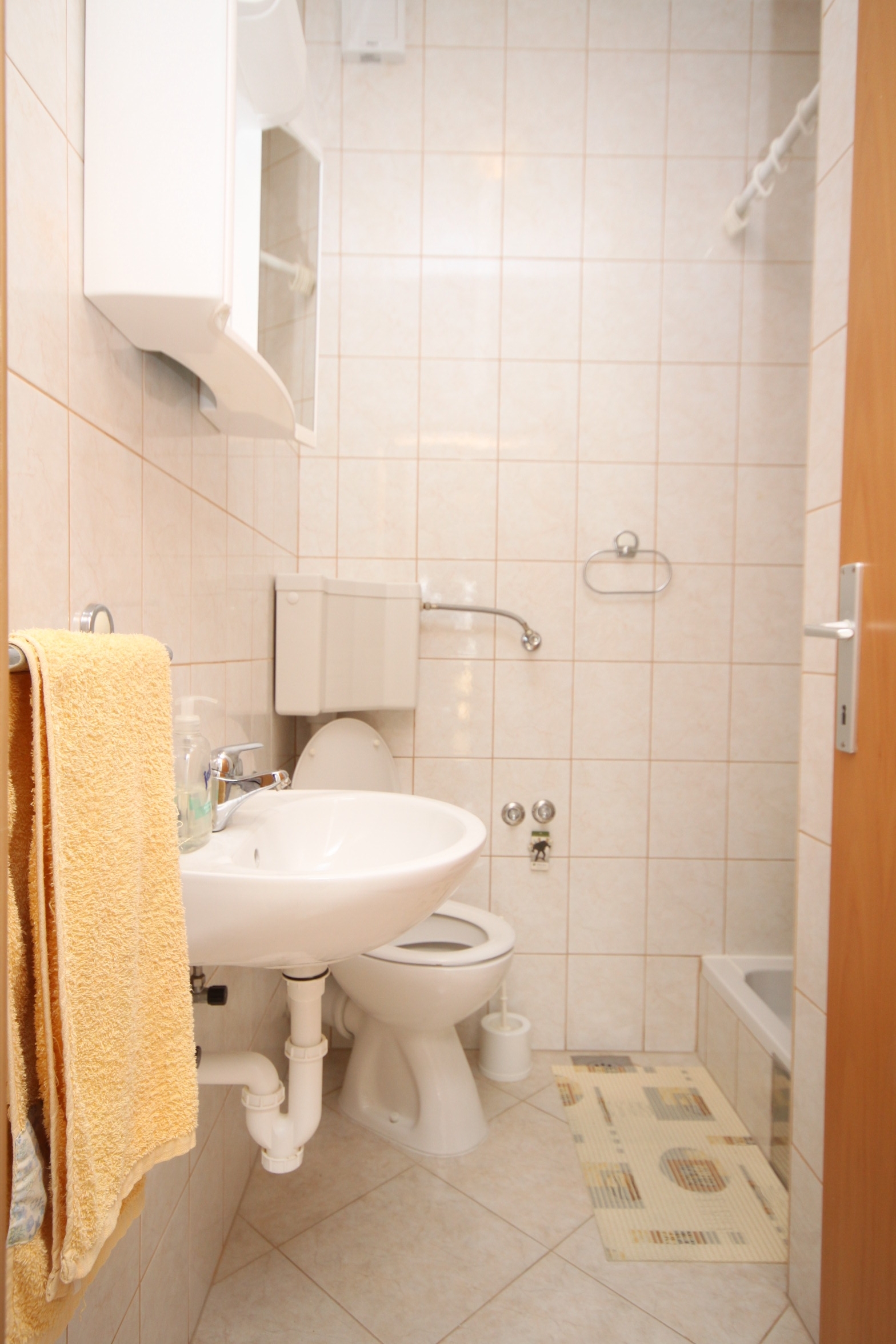 Three bedroom apartment with terrace and sea view Pag  A-a