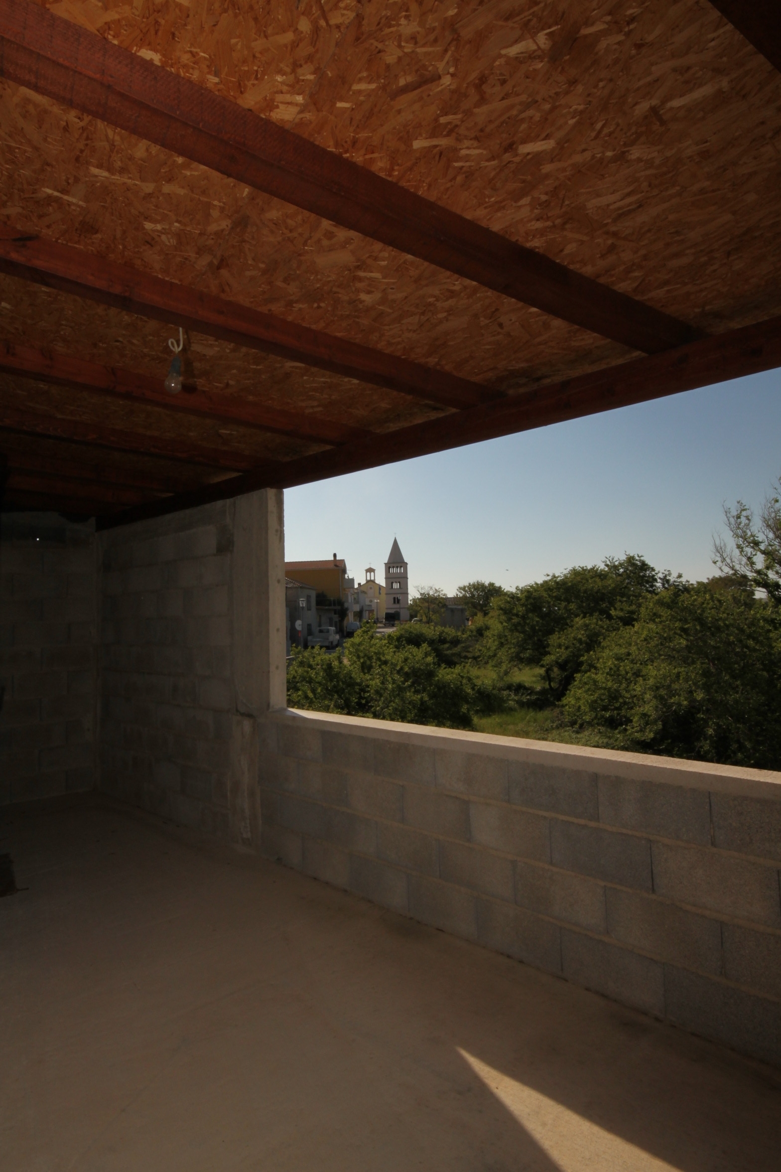 Comfortable and spacious apartment with terrace and sea view Povljana, Pag (A-6299-a)