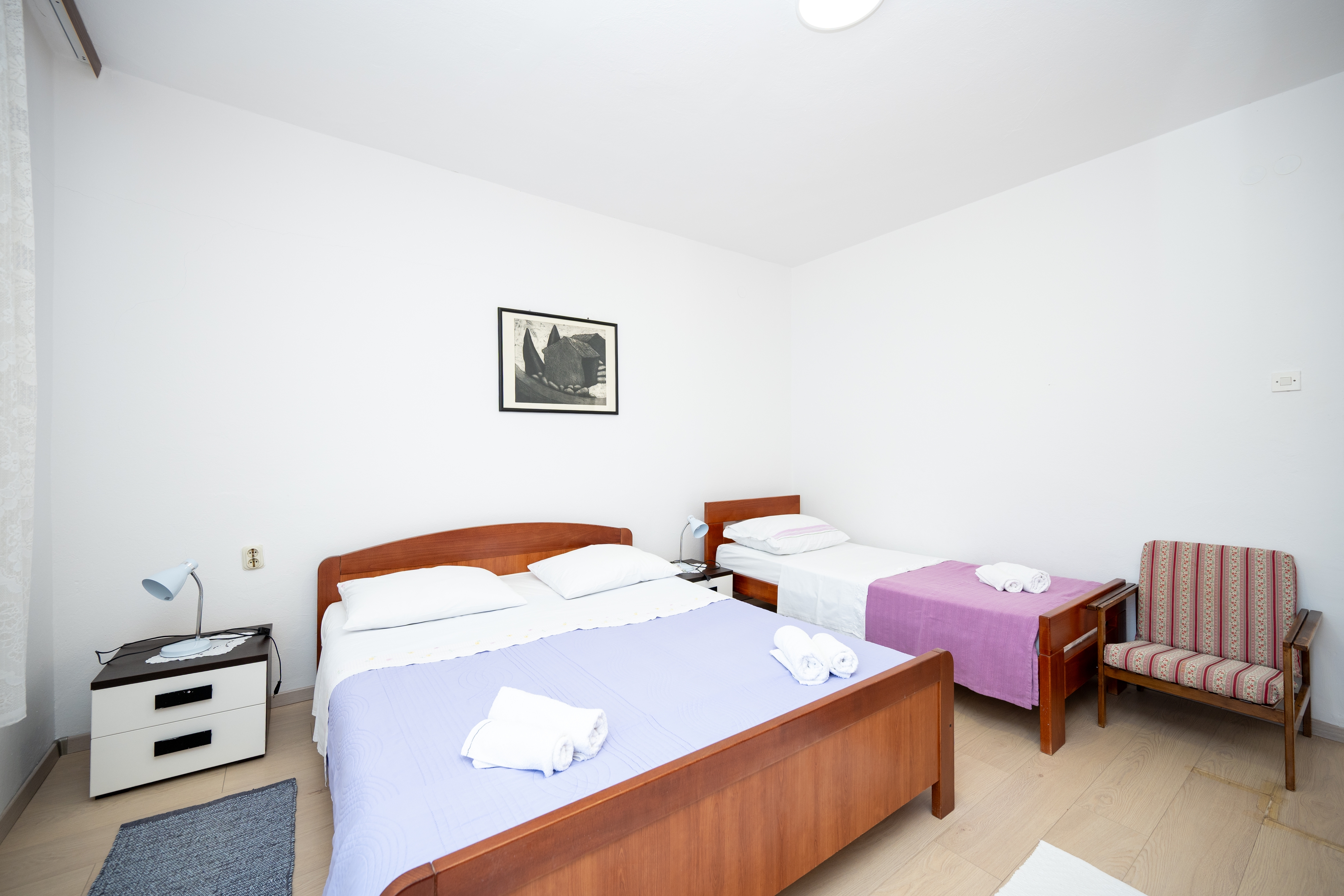 Three bedroom apartment near beach Stara Novalja, Pag  A-a