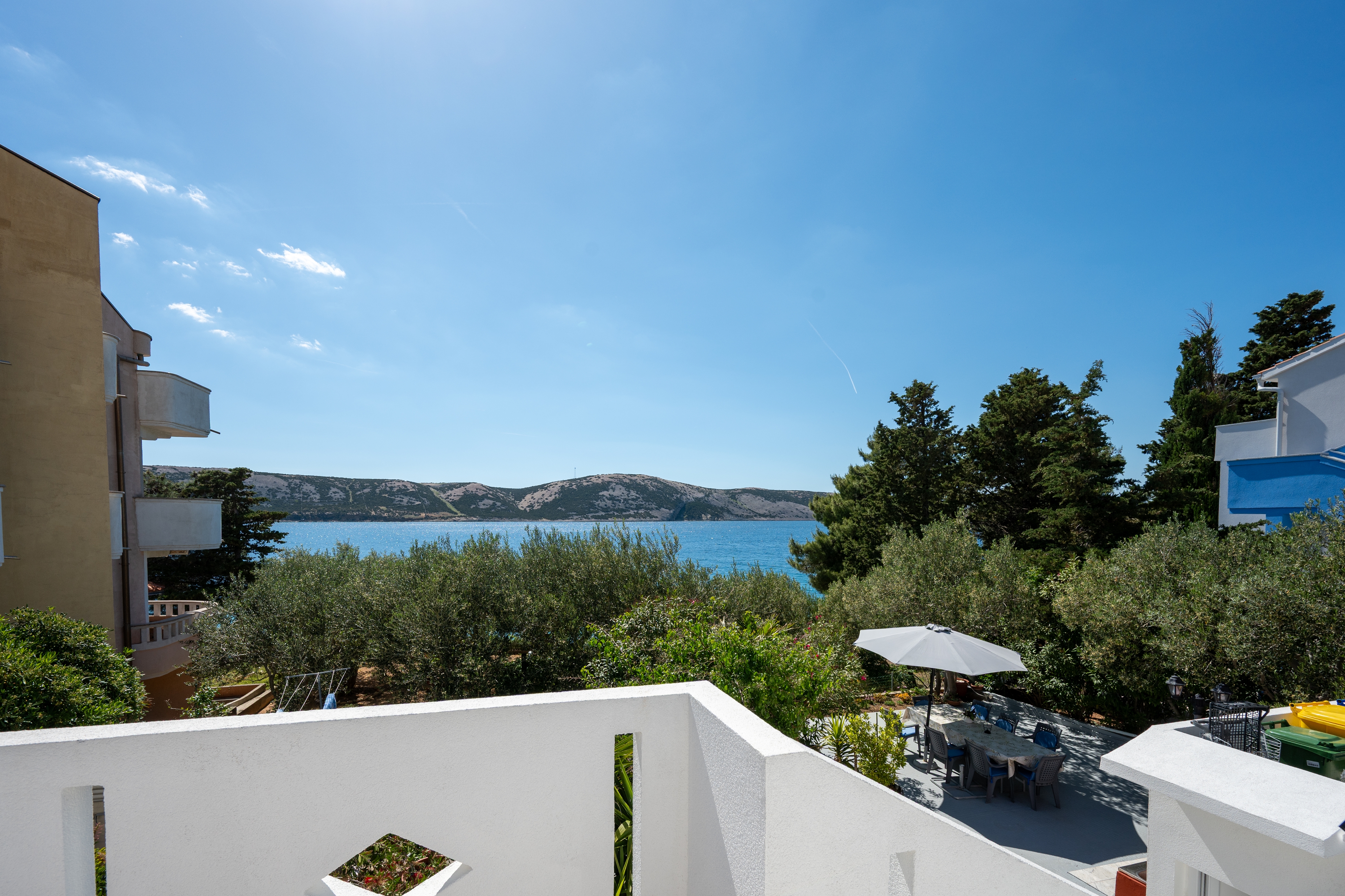Appartement de trois chambres prés de la plage Stara Novalja, Pag (A-6301-a)