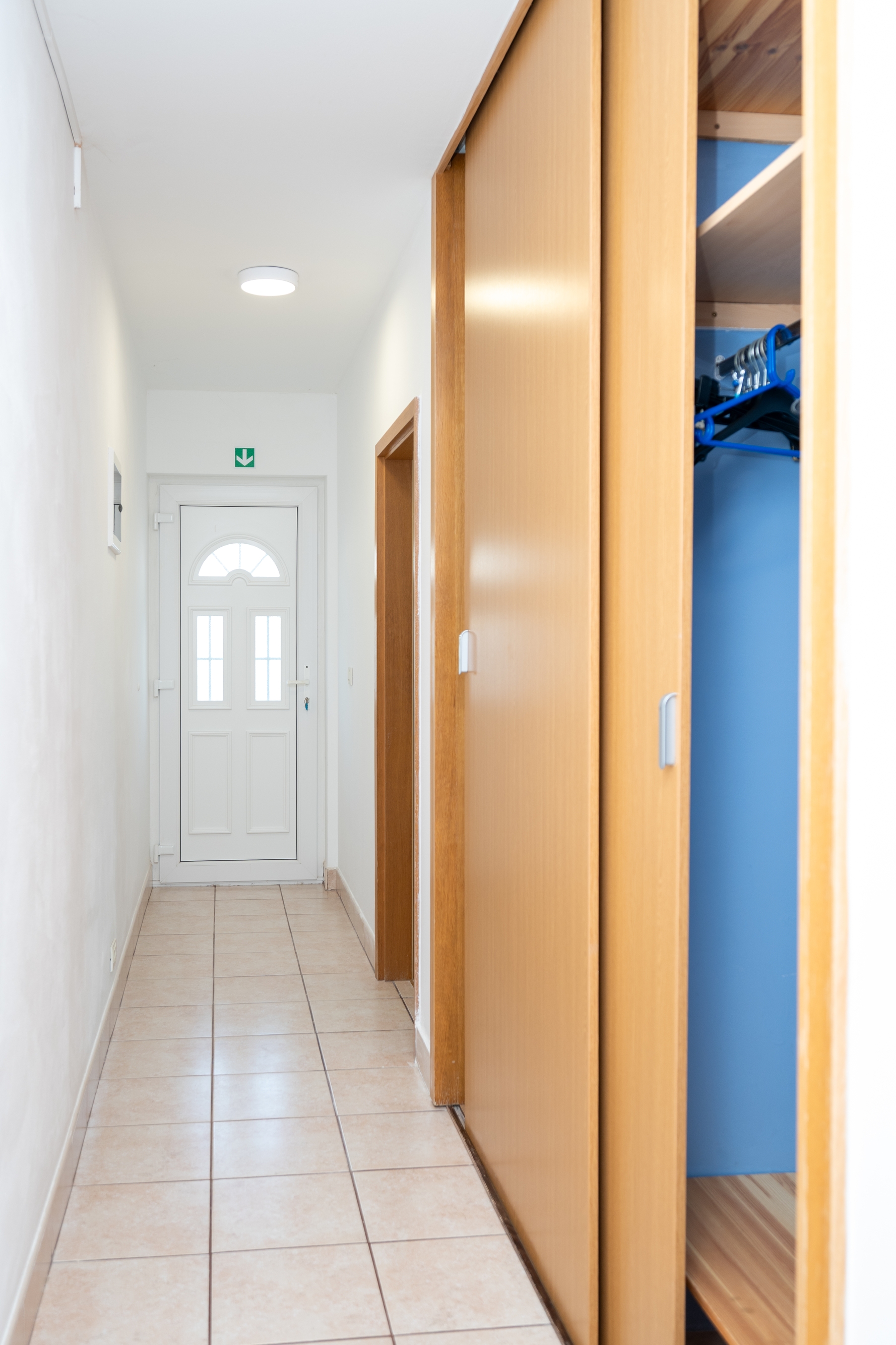 Two bedroom apartment near beach Stara Novalja, Pag  A-b