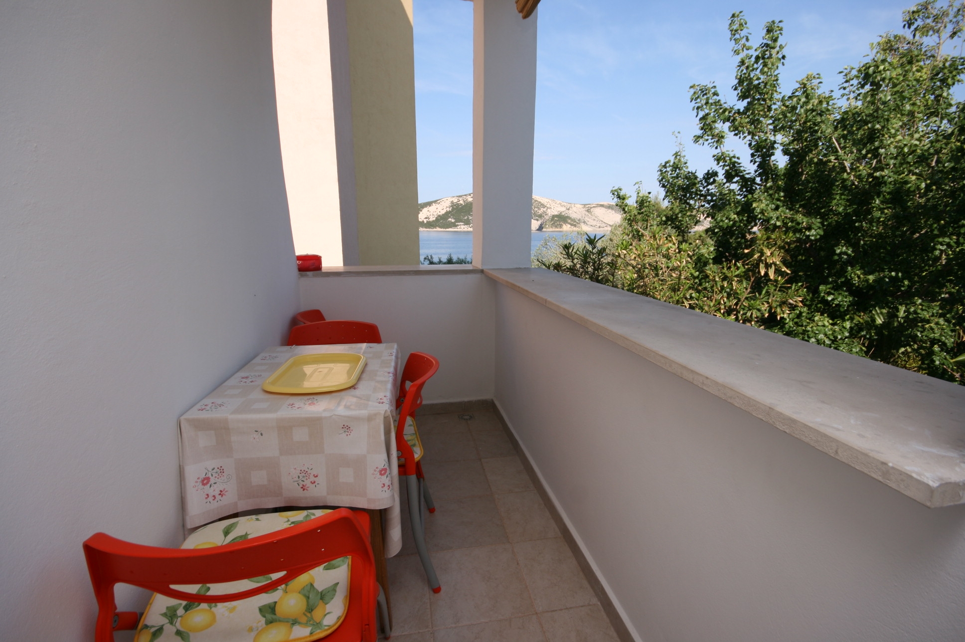 One bedroom apartment near beach Stara Novalja, Pag (A-6301-c)