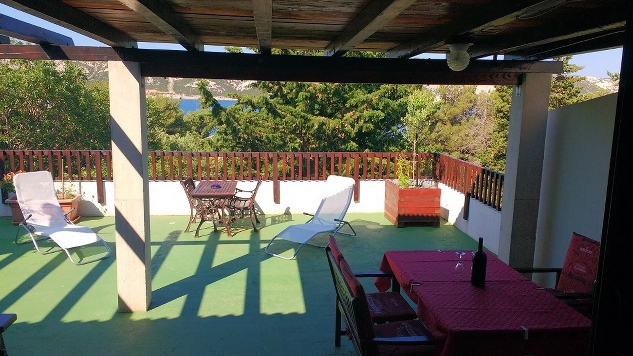 Two bedroom apartment near beach Stara Novalja, Pag  A-b
